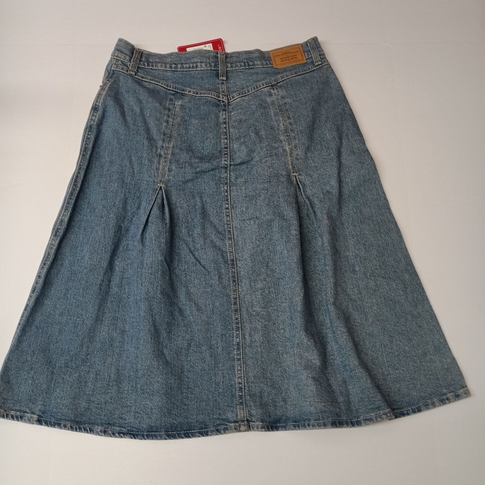 Levi's Levi Strauss Blue Denim Pleated Skirt Women's Size 8 W29 Size 30" / US 8 / IT 44 - 8 Thumbnail