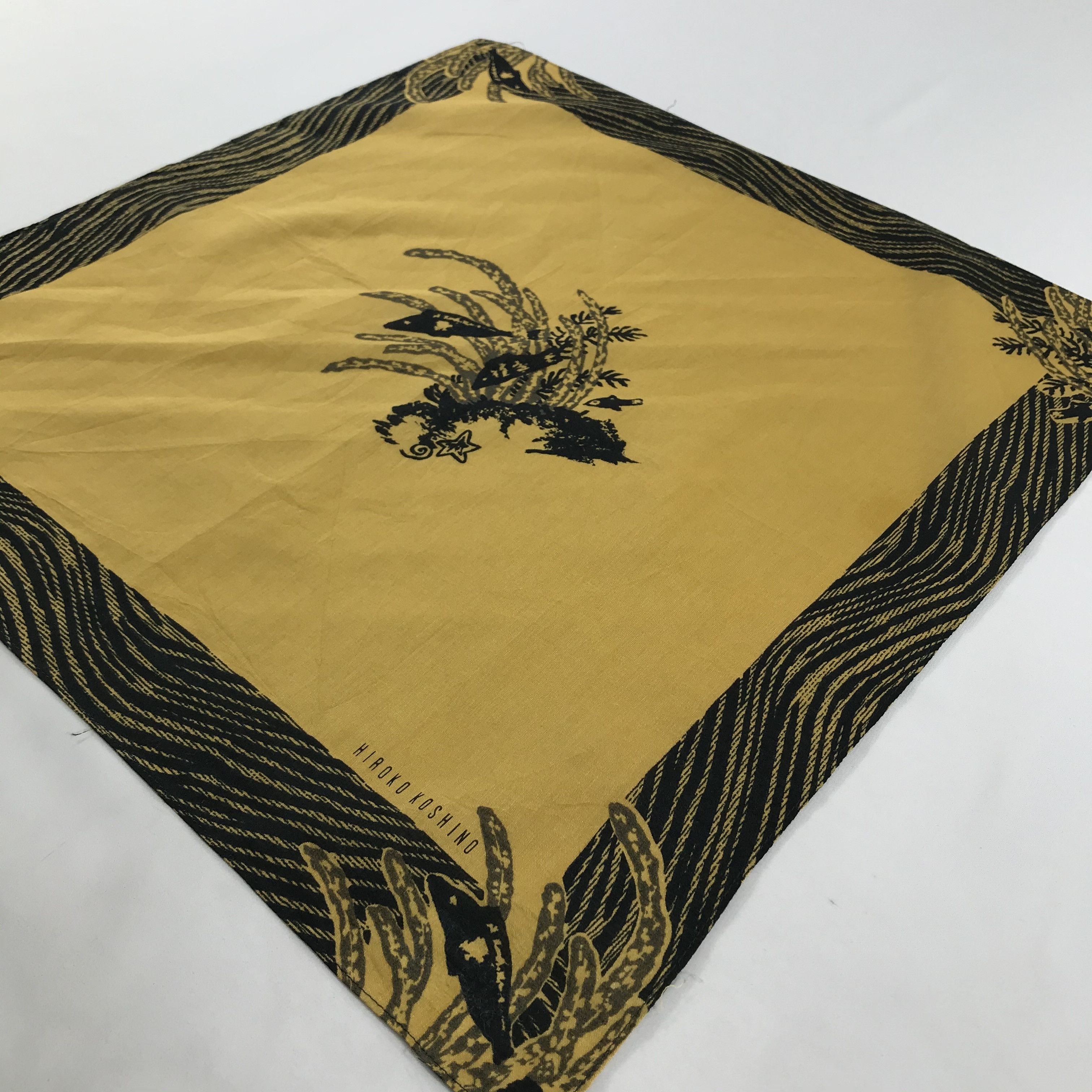 Hiroko Koshino Homme × Vintage Hiroko Koshino Bandana / Handkerchief / Neckerchief - S1294 Size ONE SIZE - 2 Thumbnail