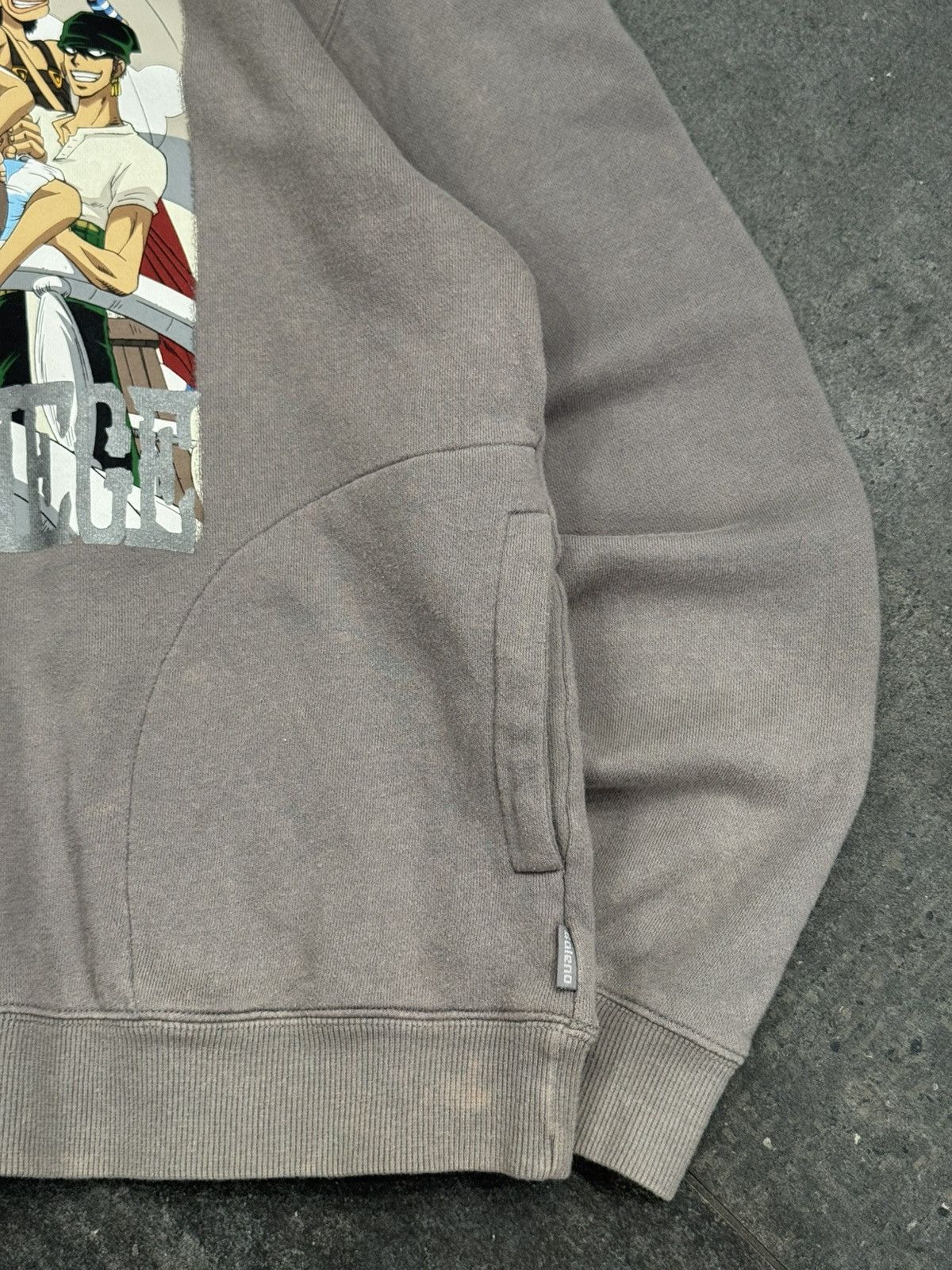One Piece Vintage Y2K One Piece Toei Animation Hoodie Sweatshirt Large Size US L / EU 52-54 / 3 - 12 Thumbnail
