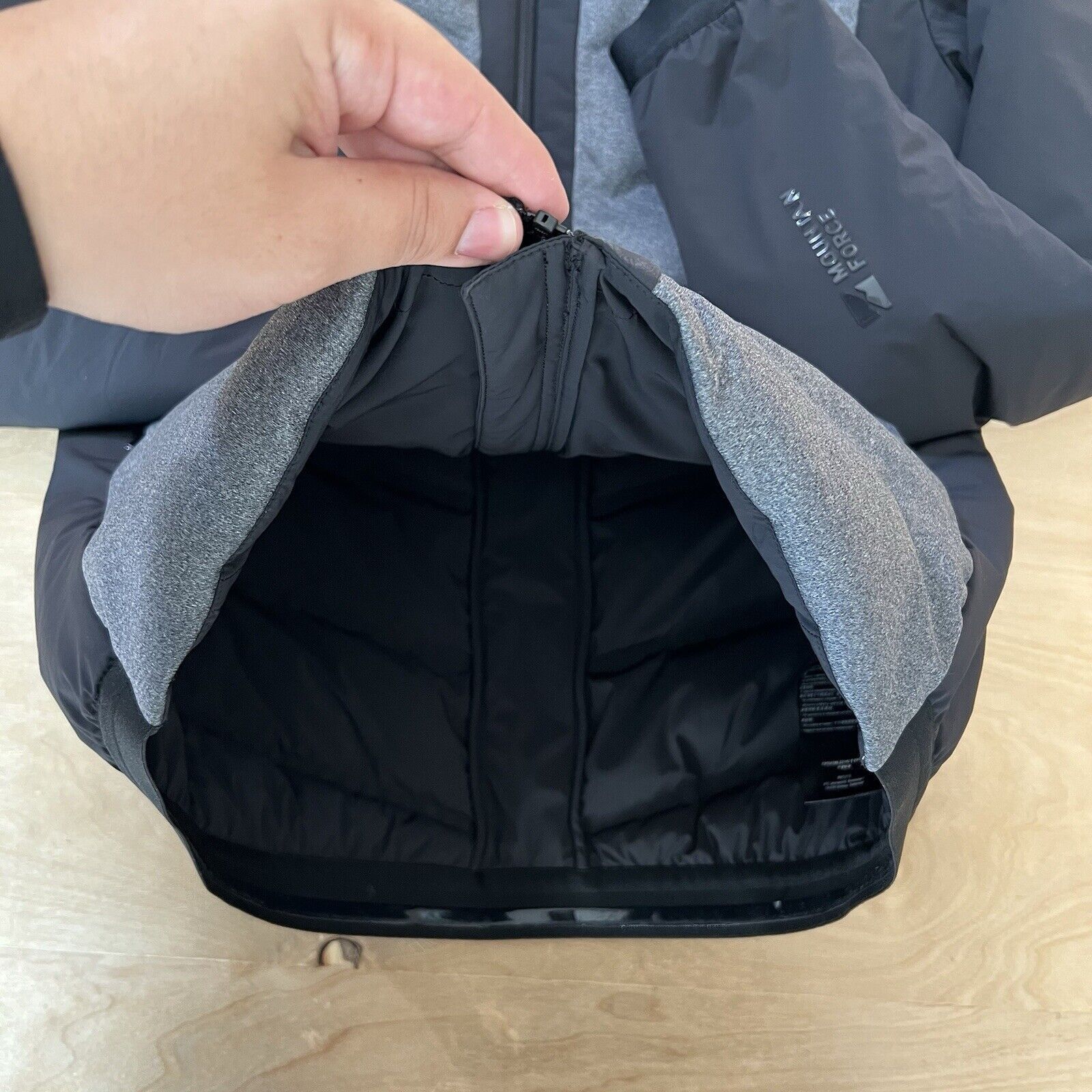 Arc'teryx Mountain Force Puffer Jacket Women's Medium Gray Full Zip Size M / US 6-8 / IT 42-44 - 6 Thumbnail
