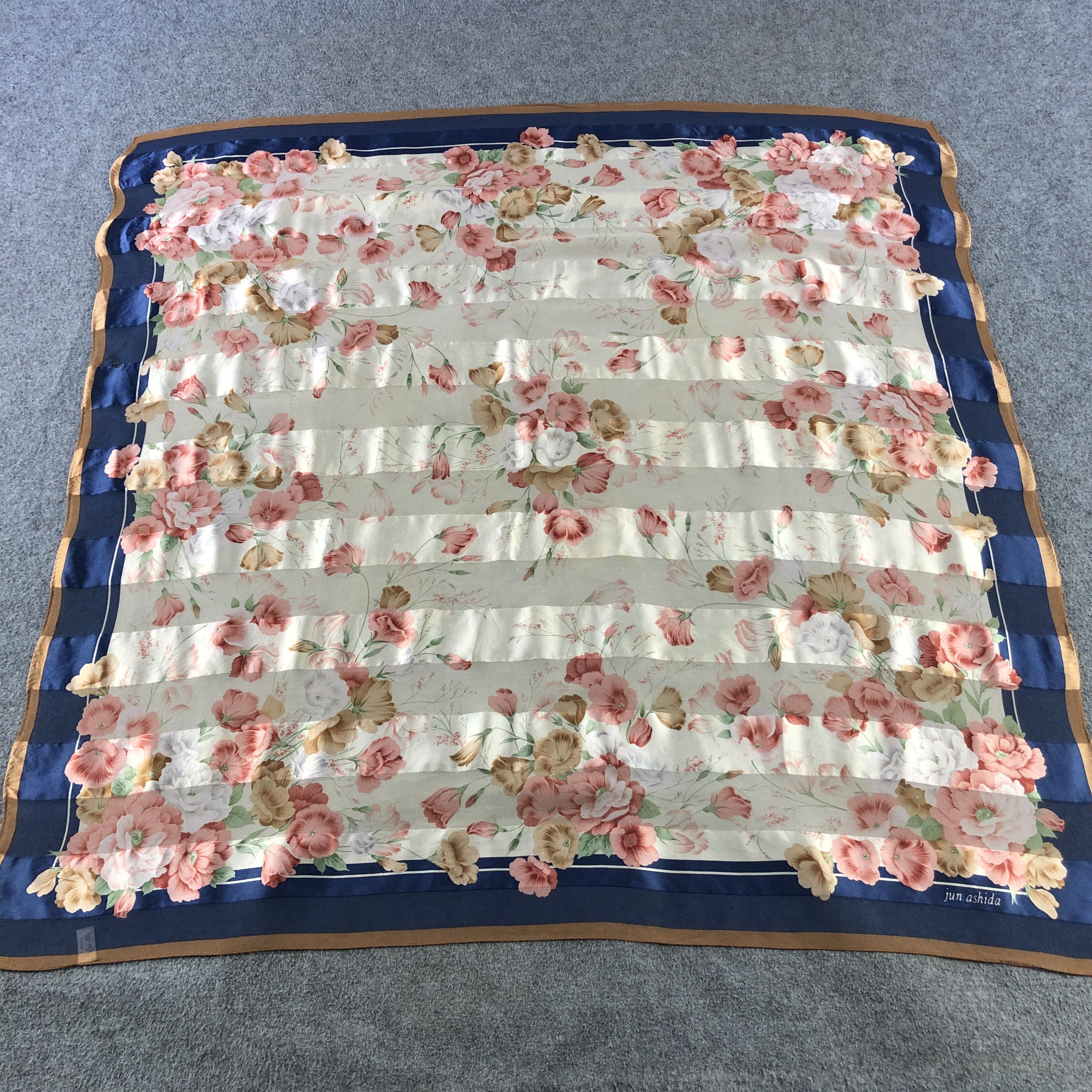Vintage Jun Ashida Floral Silk Scarf M1327 Size ONE SIZE - 2 Thumbnail