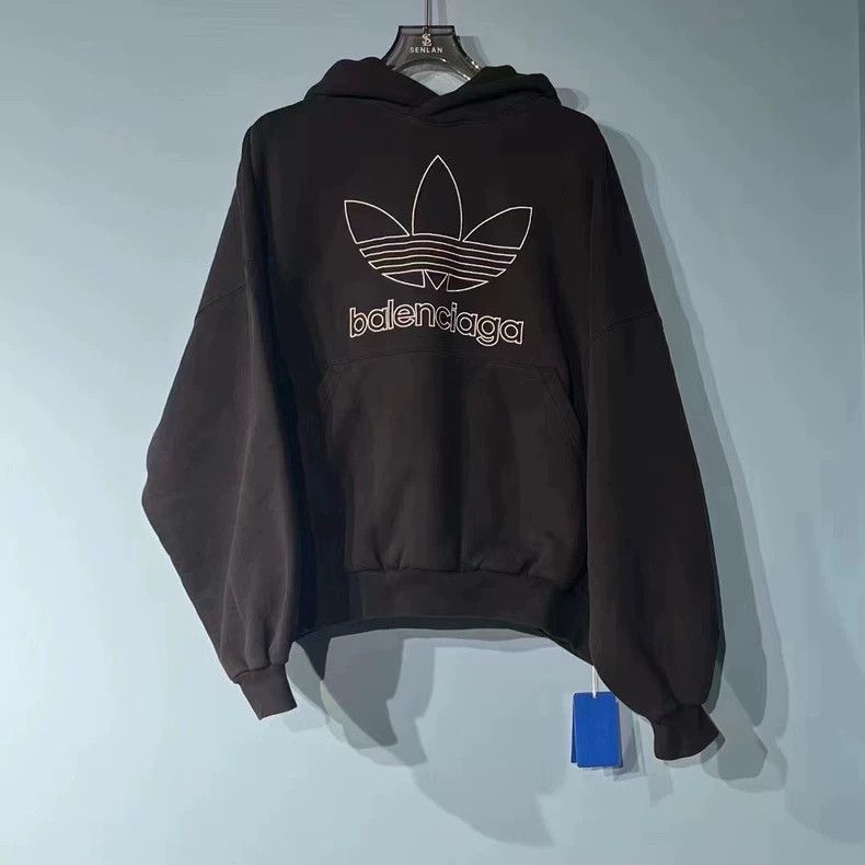 Balenciaga Black Embroidered Logo Hoodie Size US M / EU 48-50 / 2 - 1 Thumbnail