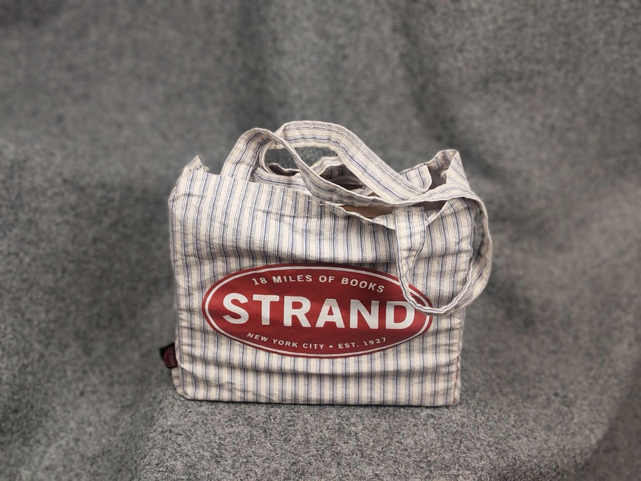 Vintage Strand 18 miles of books New York Design Shopper Tote Bag Size ONE SIZE - 2 Thumbnail