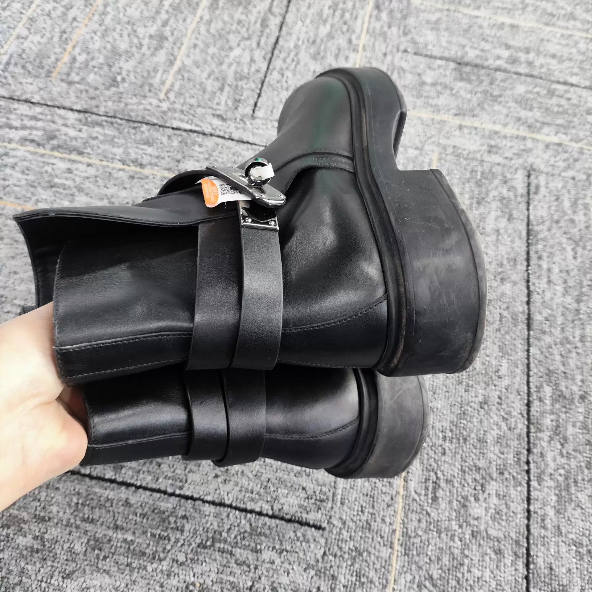 Hermes Hermès Kelly Buckle Short Boots Black EU 38.5 Silver Size US 8 / IT 38 - 6 Thumbnail
