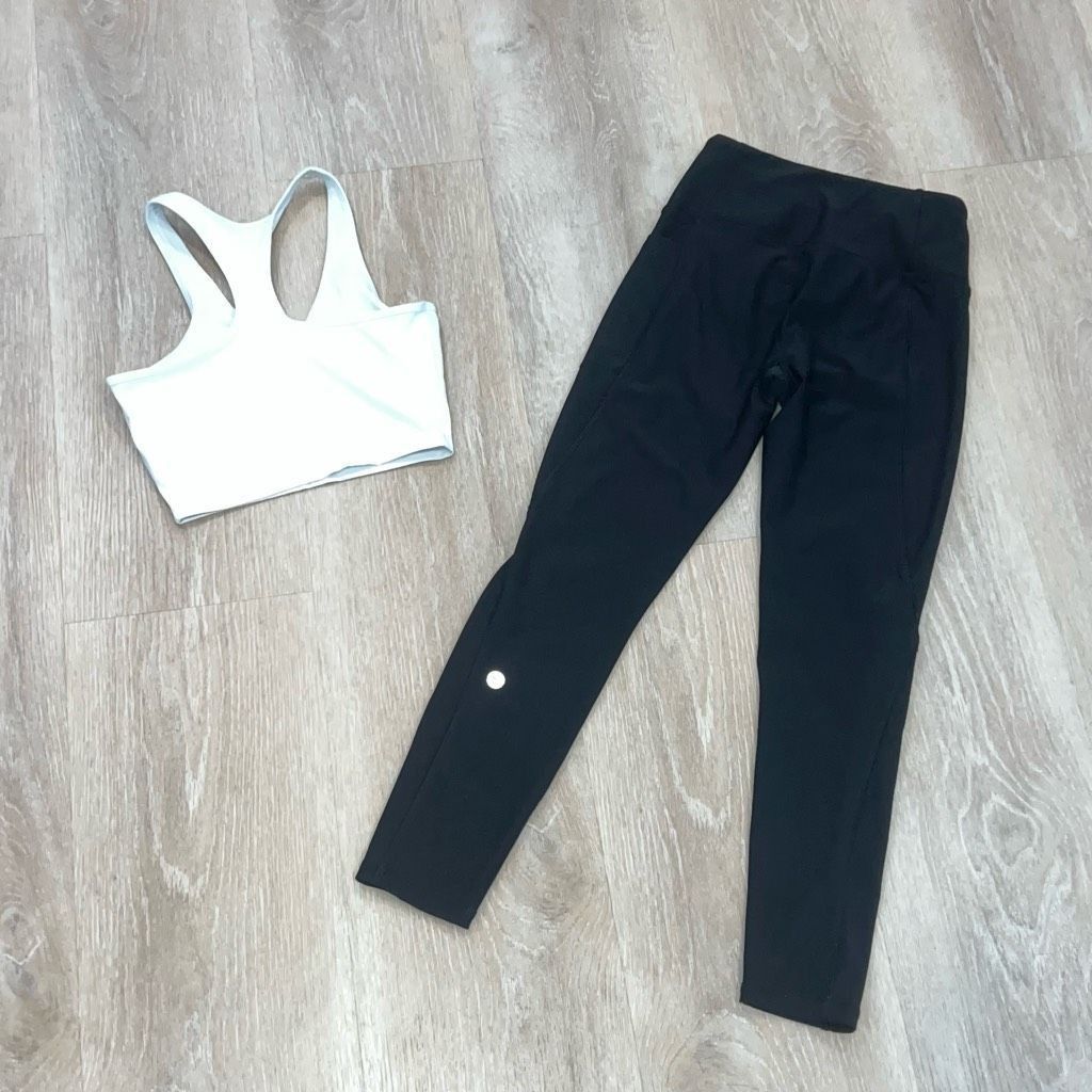 Goretex X by Gottex White Racerback Sports Bra & Black Leggings Work Size 25" / US 0 / IT 36 - 6 Thumbnail