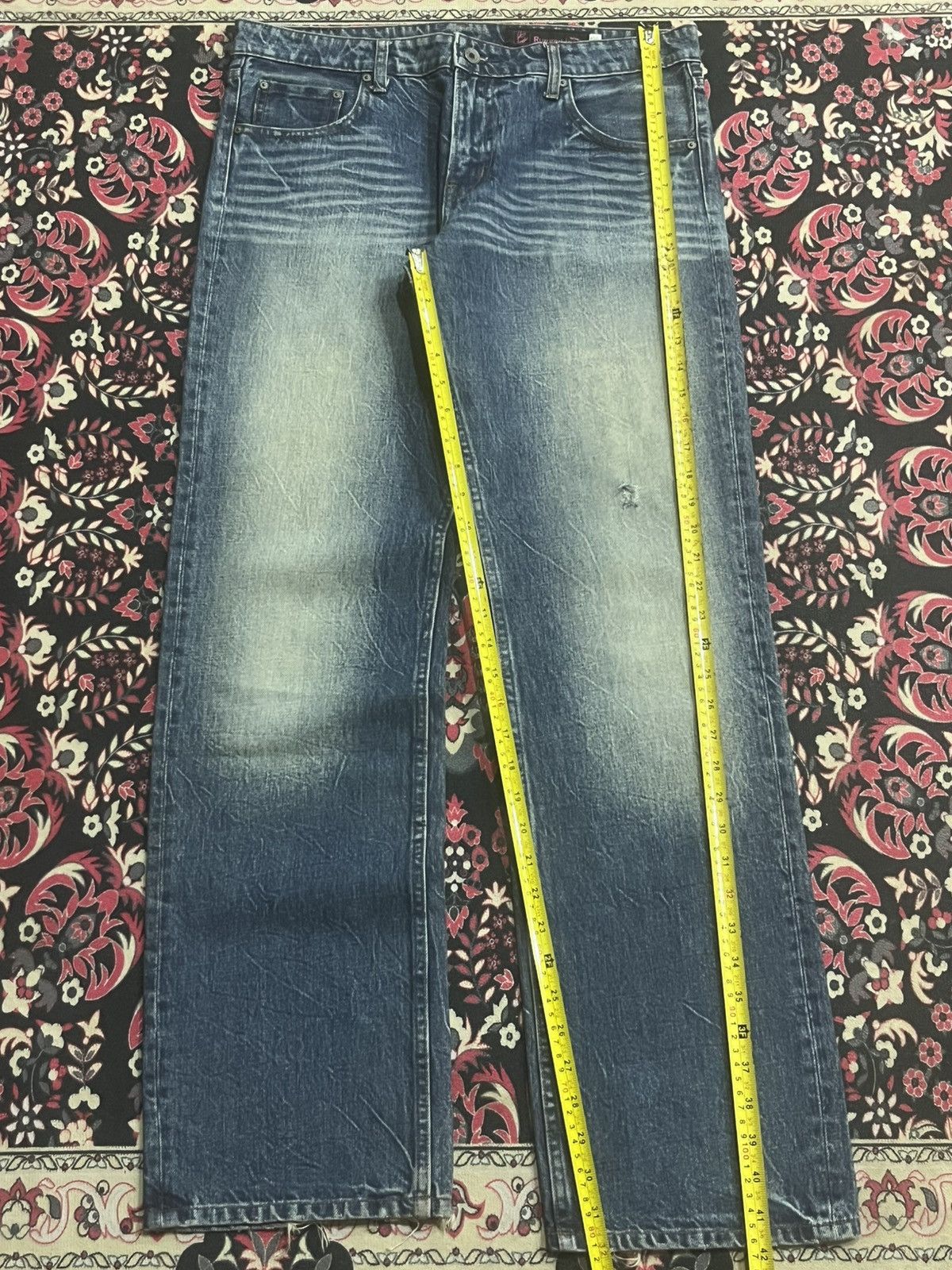 Japanese Brand Vintage Rugged Jeans by WoW Blue Faded Washed Whisker Jeans Size US 32 / EU 48 - 11 Thumbnail