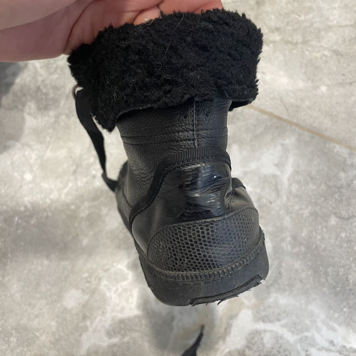 Salvatore Ferragamo Salvatore Ferragamo leather shoes boots black Foxy Fur faux Size US 7 / IT 37 - 5 Thumbnail