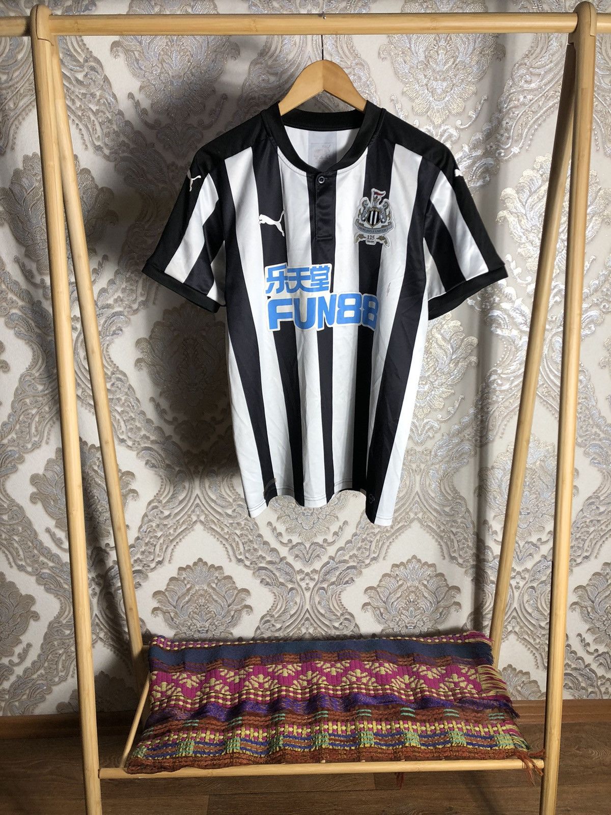 Other VERY RARE NEW CASTLE UNITED ENGLAND SOCCER JERSEY Y2K 90s Size US L / EU 52-54 / 3 - 1 Thumbnail