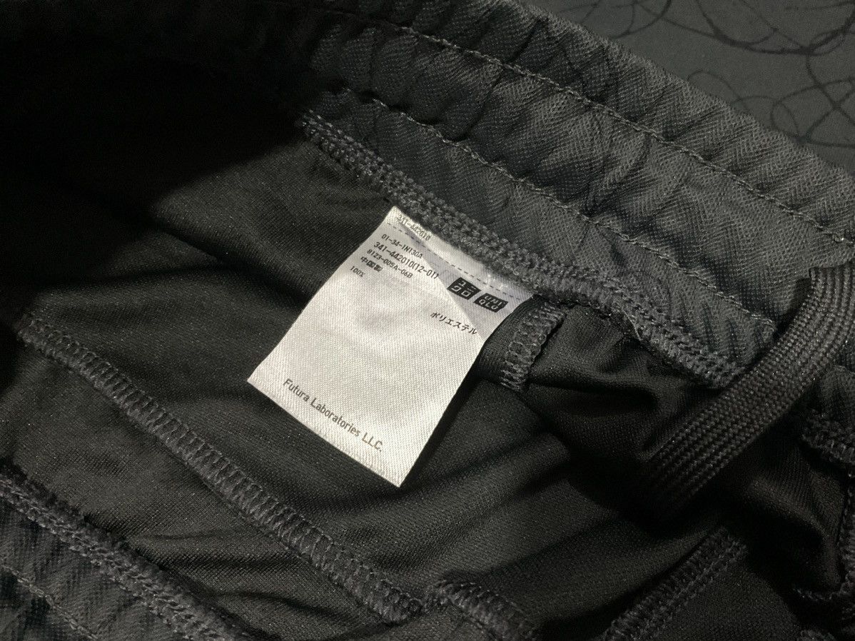 Futura × Japanese Brand 🔥 Uniqlo x Futura Shorts Dry-Ex Size US 30 / EU 46 - 6 Thumbnail