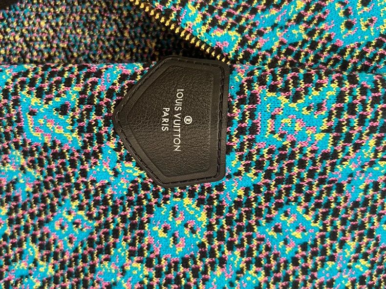 Louis Vuitton Louis Vuitton Limited edition 3D printed knit jacket 2503-N Size XXS / US 00 / IT 34 - 5 Thumbnail