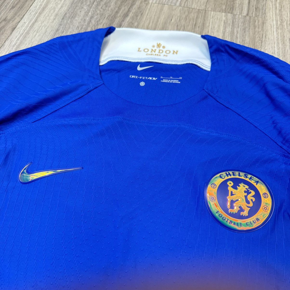 Chelsea Soccer Chelsea 23/24 player issue home shirt #25 Caicedo (Bnwt) Size US XL / EU 56 / 4 - 3 Thumbnail