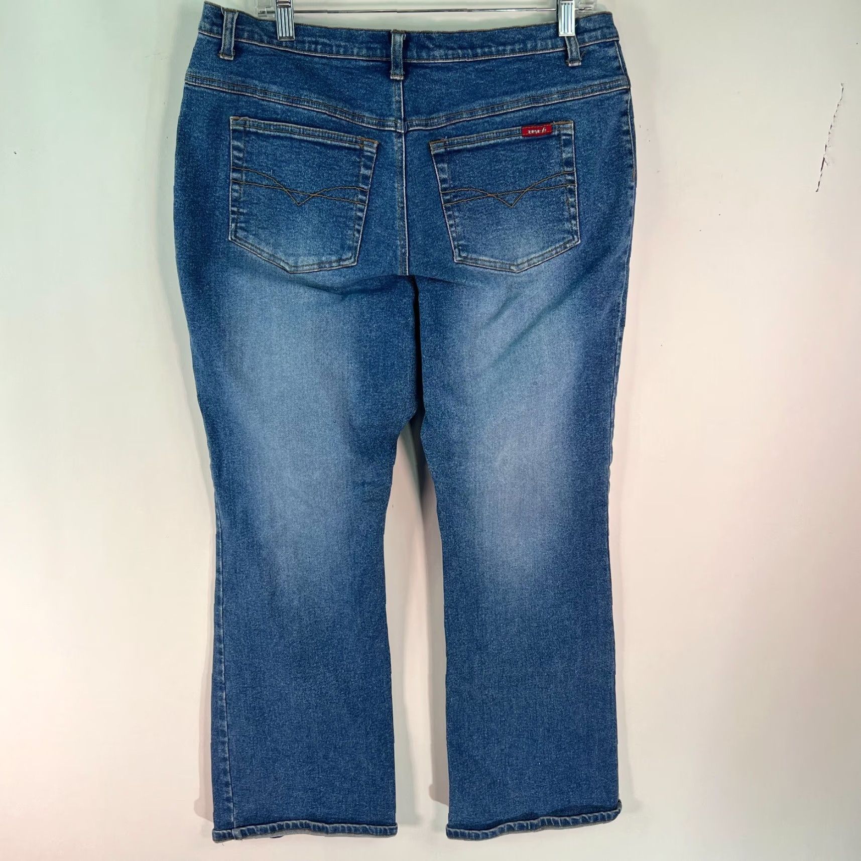 Denime VINTAGE Zana Di Womens Jeans Straight Leg Medium Wash Blue Denim Size 16 Size 38" / US 16 / IT 52 - 2 Thumbnail