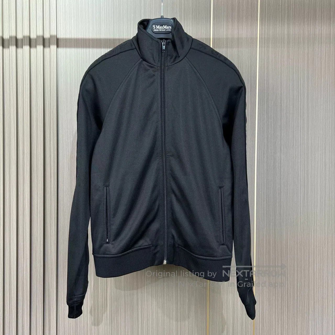Givenchy Givenchy Printed Letter Zip Jacket. Size XS / US 0-2 / IT 36-38 - 1 Thumbnail