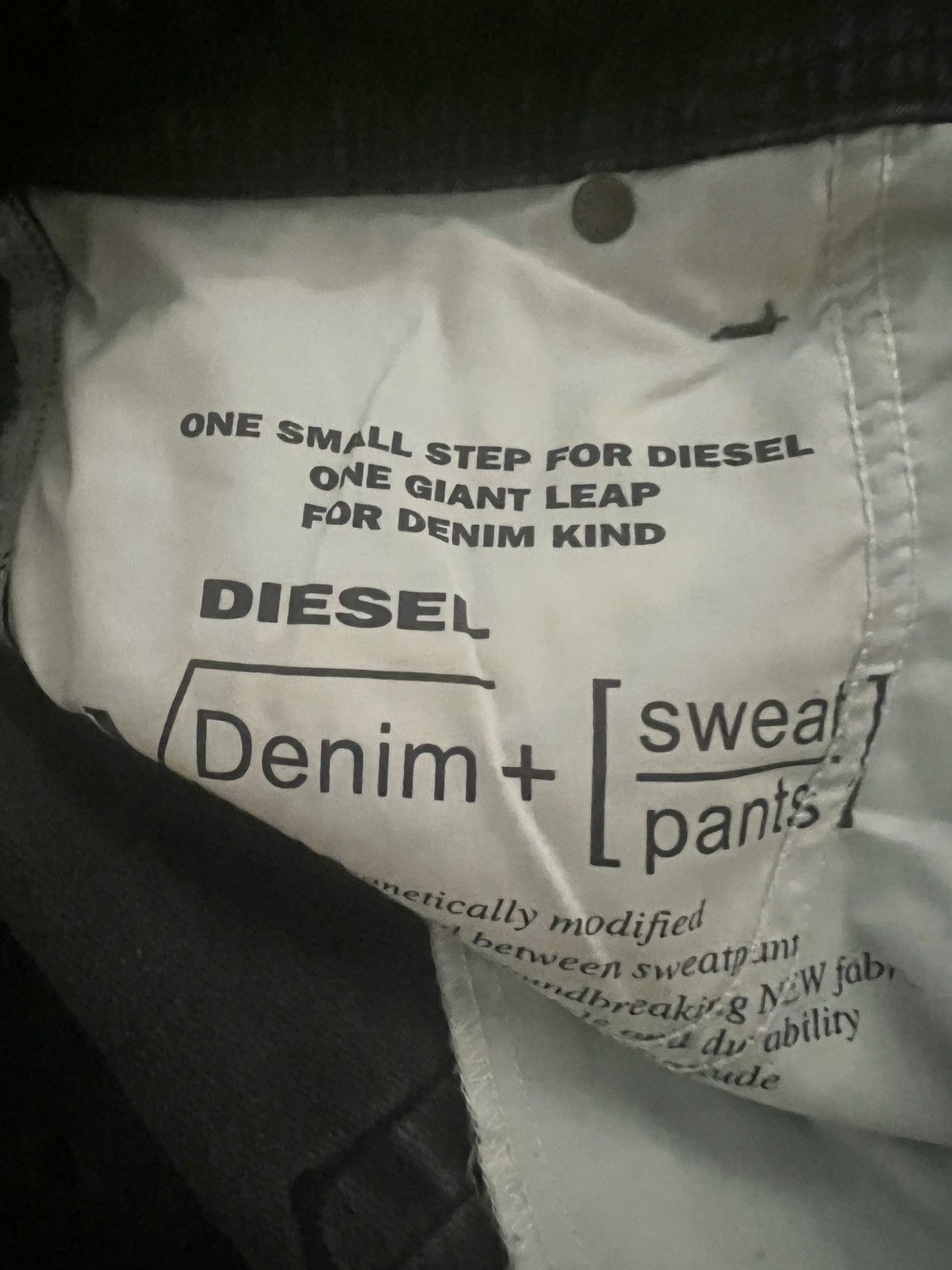 Diesel CRAZY Pair Of Joggjeans From Diesel In A Beautiful Deep Blue Size US 28 / EU 44 - 12 Thumbnail