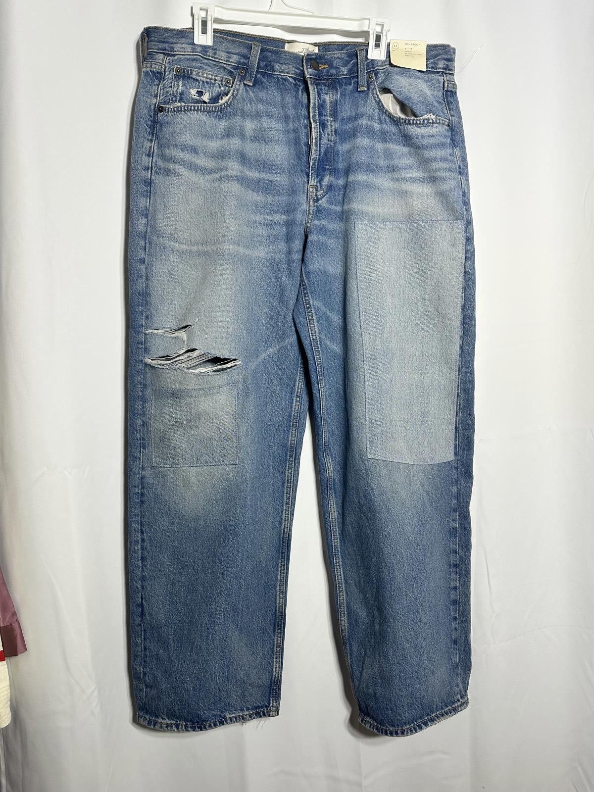 Other Universal Thread Women's Blue Baggy Jeans Size 14 Size 30" / US 8 / IT 44 - 1 Thumbnail