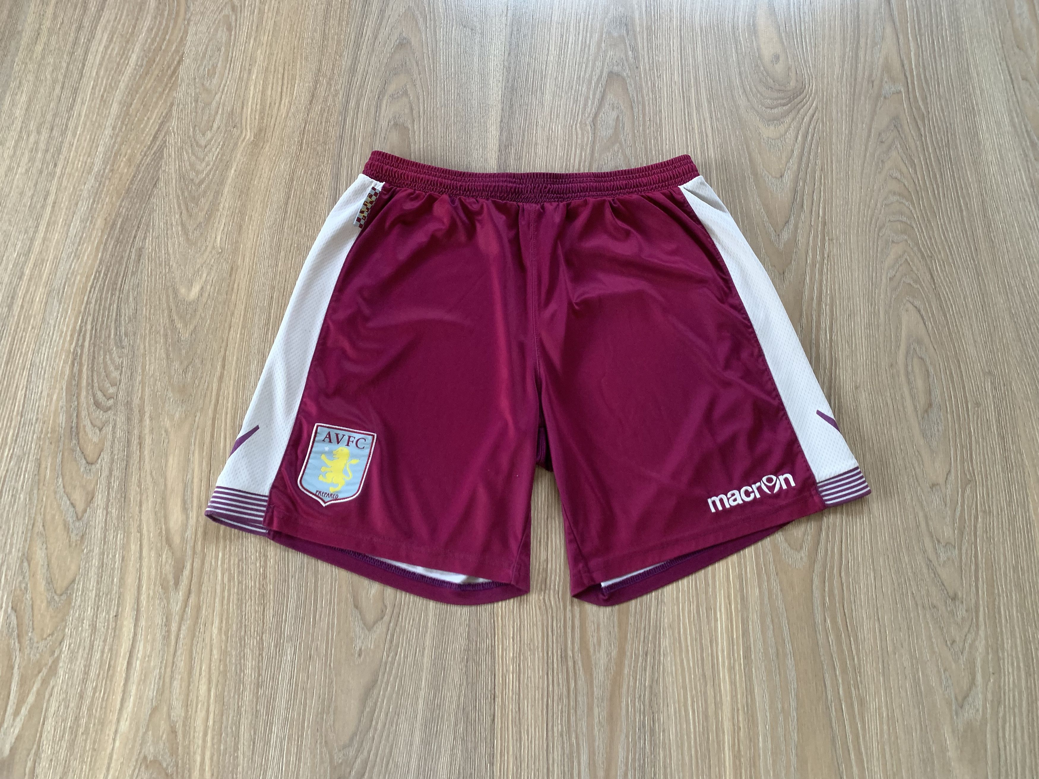Macron Vintage Macron Aston Villa FC AVFC Football Shorts Size US 33 - 1 Thumbnail