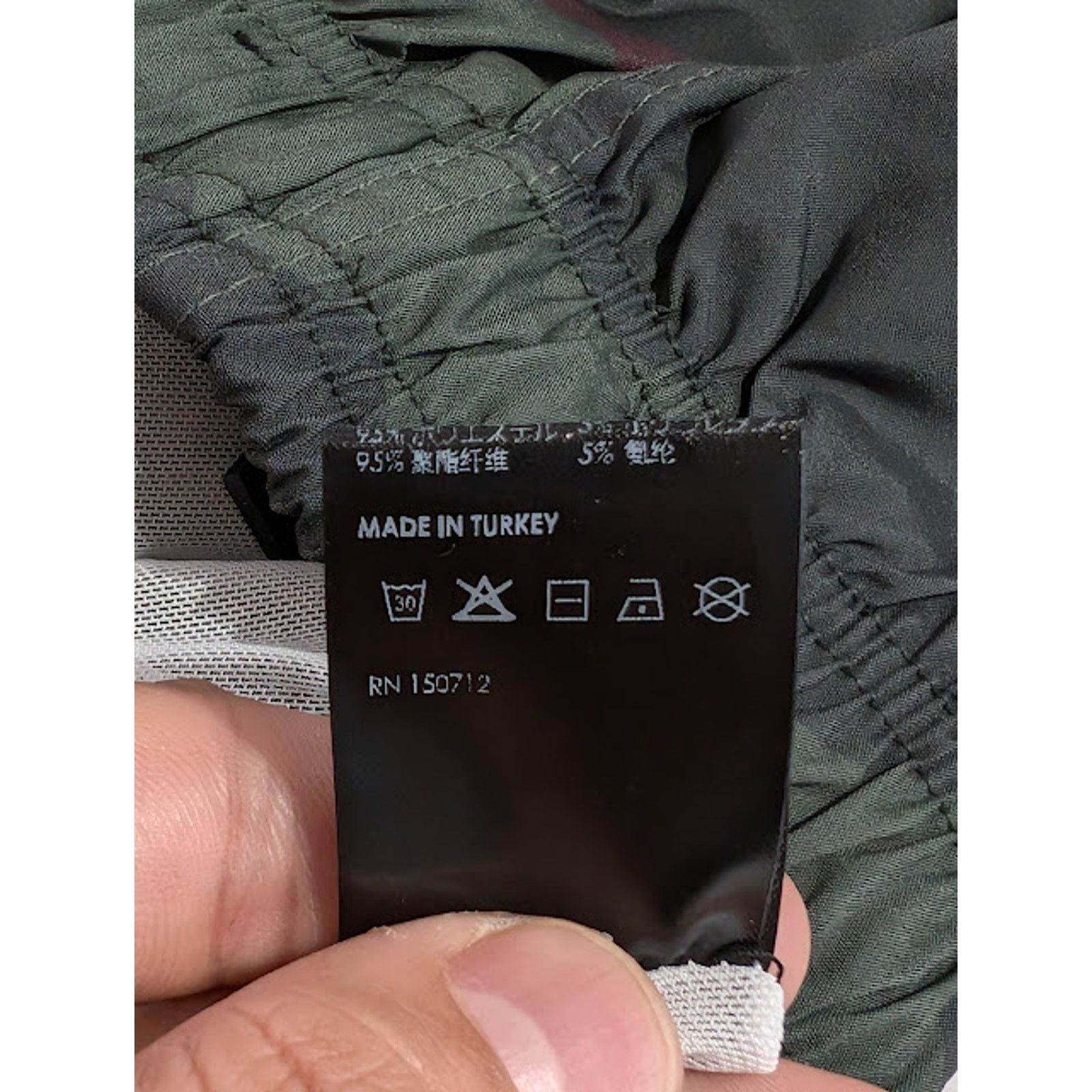 Amiri o1rshd1 Q:3 / Camo SwimTrunk in Military Green Size US 36 / EU 52 - 18 Thumbnail