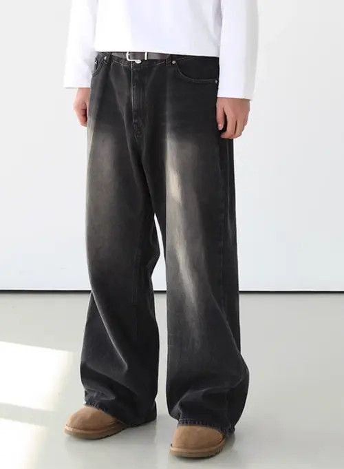 Other Retro gradient washed men's wide-leg trendy jeans Size US 32 / EU 48 - 1 Thumbnail