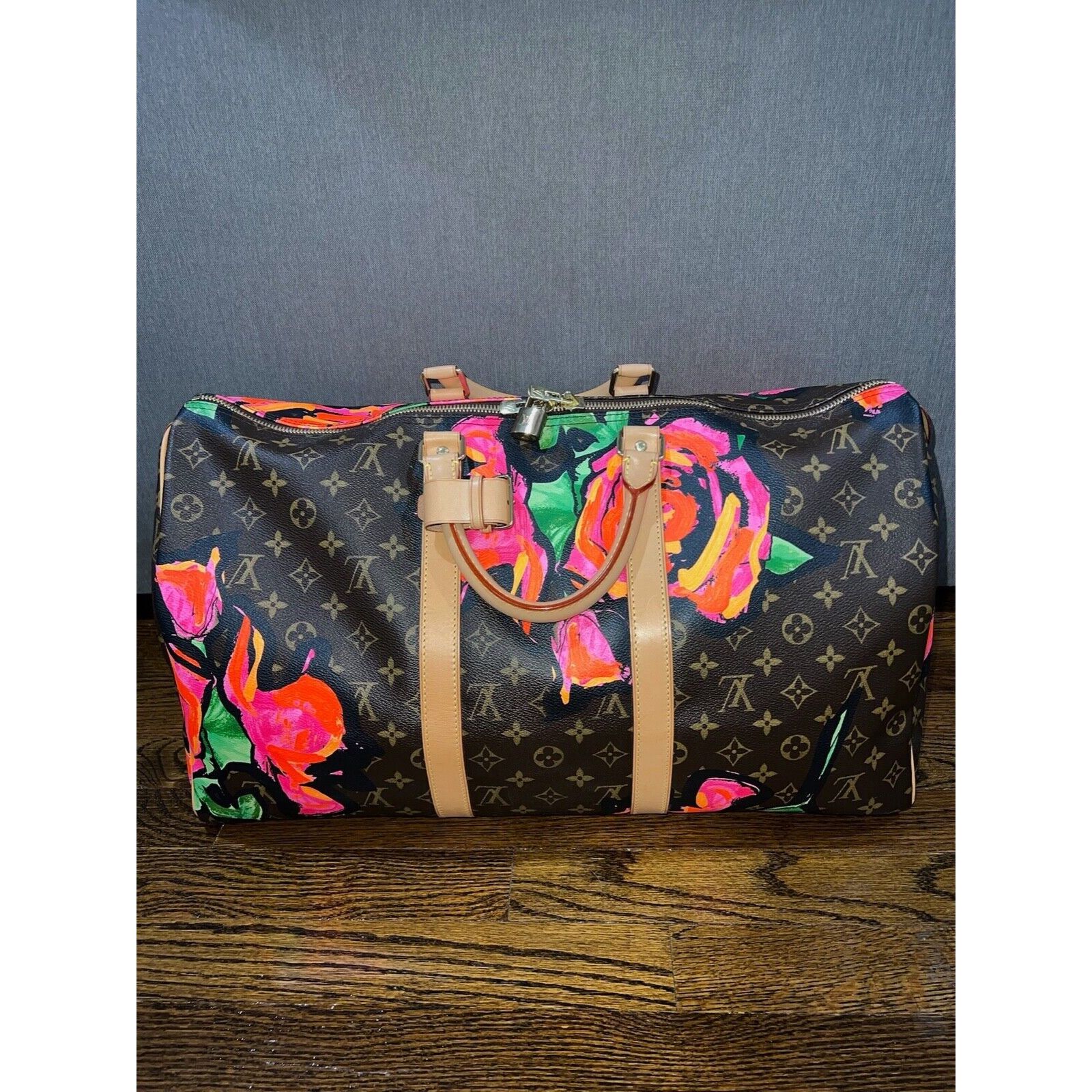 Louis Vuitton Louis Vuitton Roses Monogram Logo Monogram Travel Bag Size ONE SIZE - 7 Thumbnail