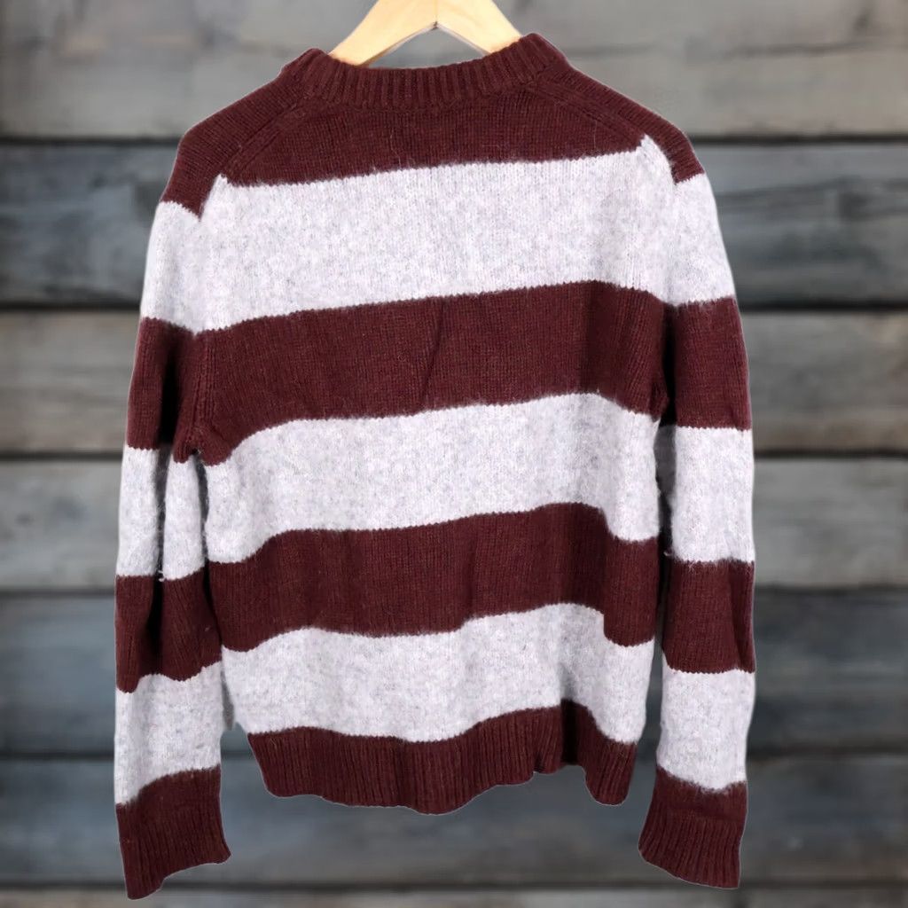 Banana Republic VINTAGE Banana Republic Sweater Mens XL Gray Red Striped Crewneck Wool Alpaca Heavyweight Fuzzy Knit Pullover Slub Hand Wash Only Size US XL / EU 56 / 4 - 1 Thumbnail