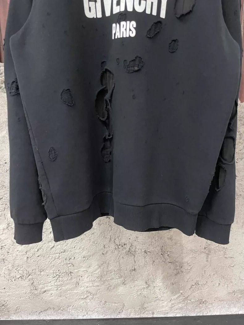 Givenchy Givenchy Givenchy Distressed Sweatshirt with Logo -2507 Size US L / EU 52-54 / 3 - 4 Thumbnail