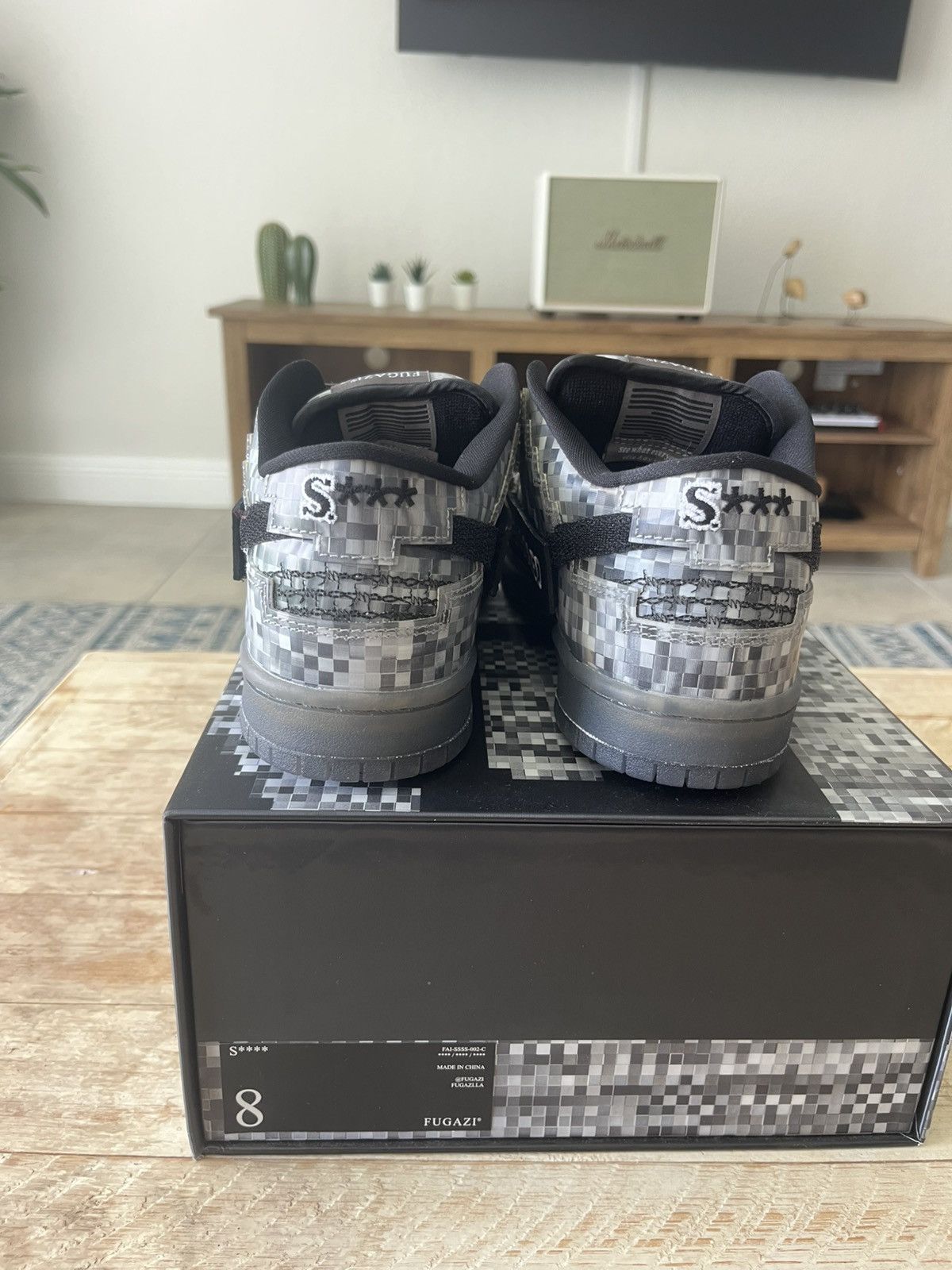 Fugazi Dunk Low S**** Censored Slugs Size US 8 / EU 41 - 5 Thumbnail