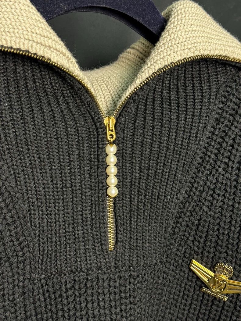 Louis Vuitton Louis Vuitton 25SS25 Spring/Summer Black Badge Pullover swe Size US M / EU 48-50 / 2 - 2 Thumbnail