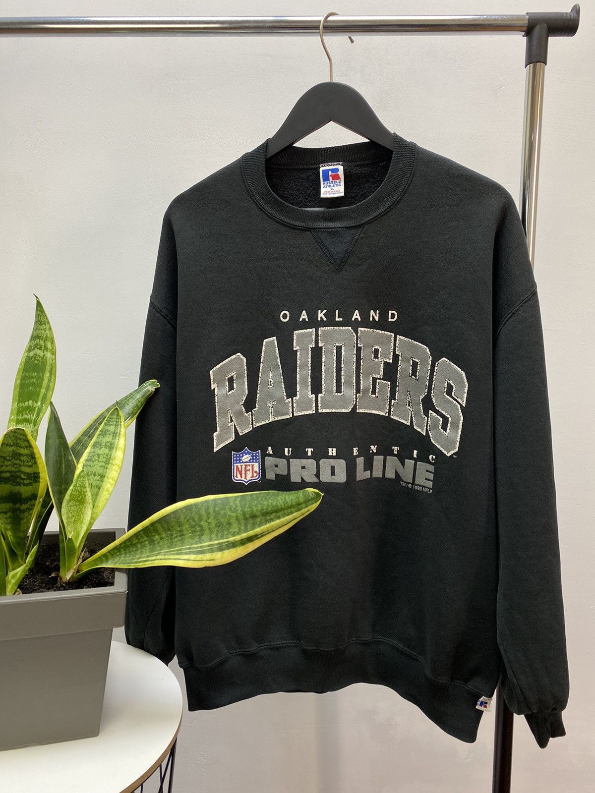 image of Nfl x Russell Athletic 1995 Raiders Football Sweatshirt / Made In Usa Russell in Black (Size 2XL)