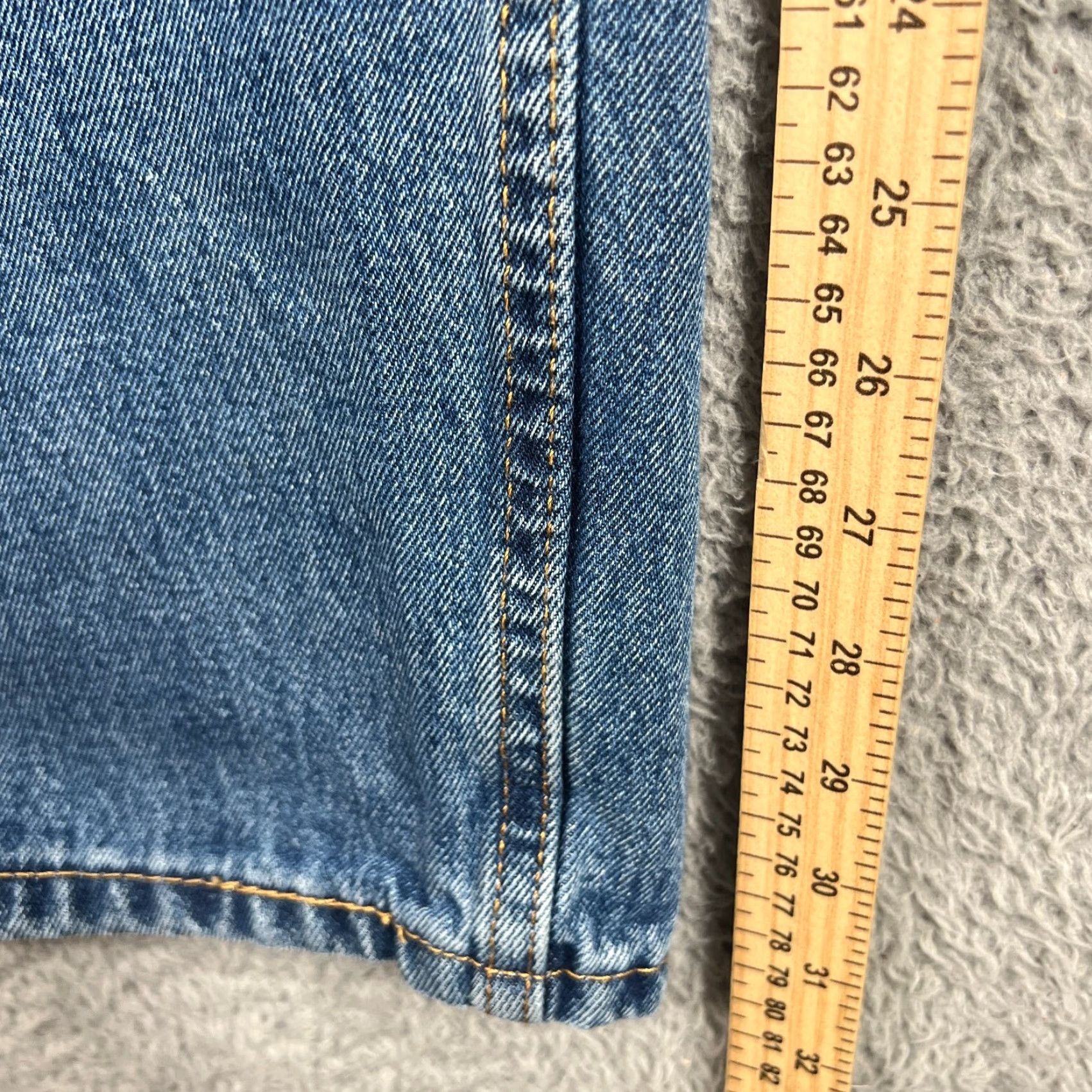 Levi's VINTAGE Levi's Jeans Men 550 Straight Leg 38x32 Dark Blue Denim Relaxed Fit 90s Grunge Mens Size US 38 / EU 54 - 3 Thumbnail