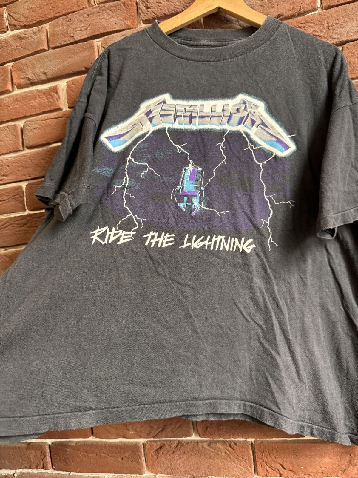 Band Tees Metallica Ride The Lightning Metal Band 90s Vintage T-Shirt Size US L / EU 52-54 / 3 - 2 Thumbnail