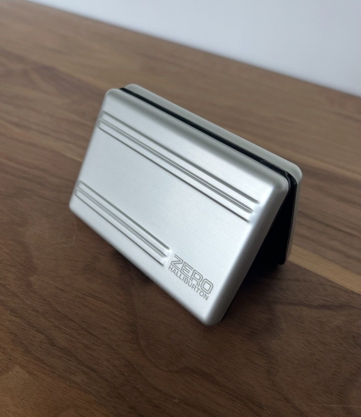 Other Zero Halliburton USA Aluminium Card Holder Cigarette Box Size ONE SIZE - 4 Thumbnail