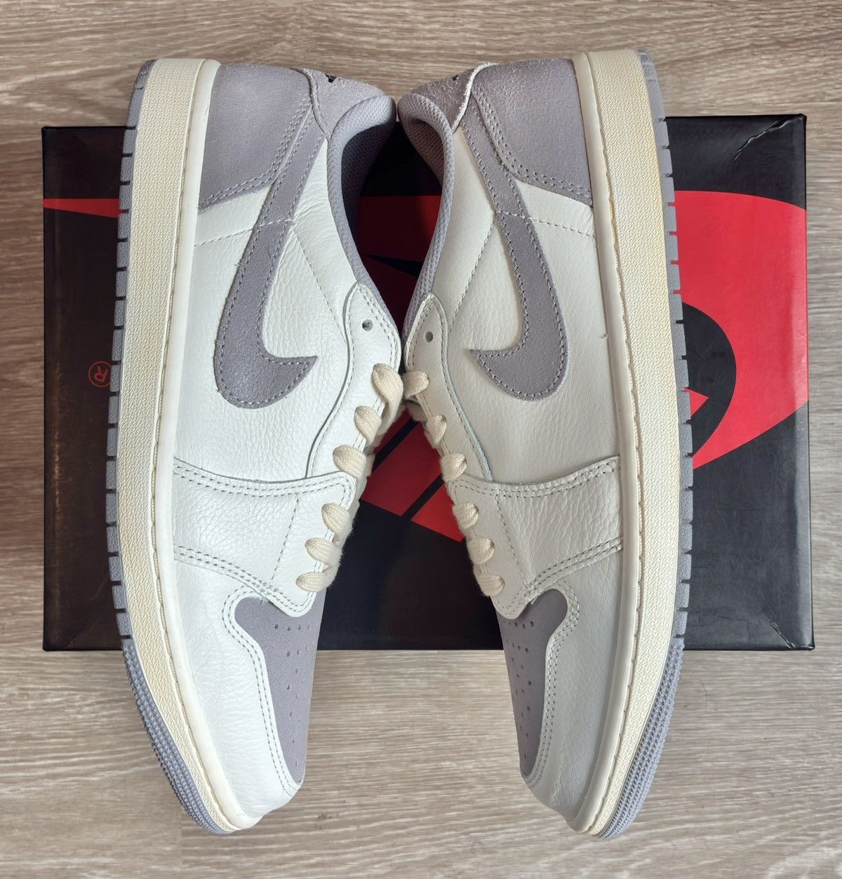 Jordan Brand Jordan 1 Retro Low Atmosphere Grey Size US 11.5 / EU 44-45 - 4 Thumbnail