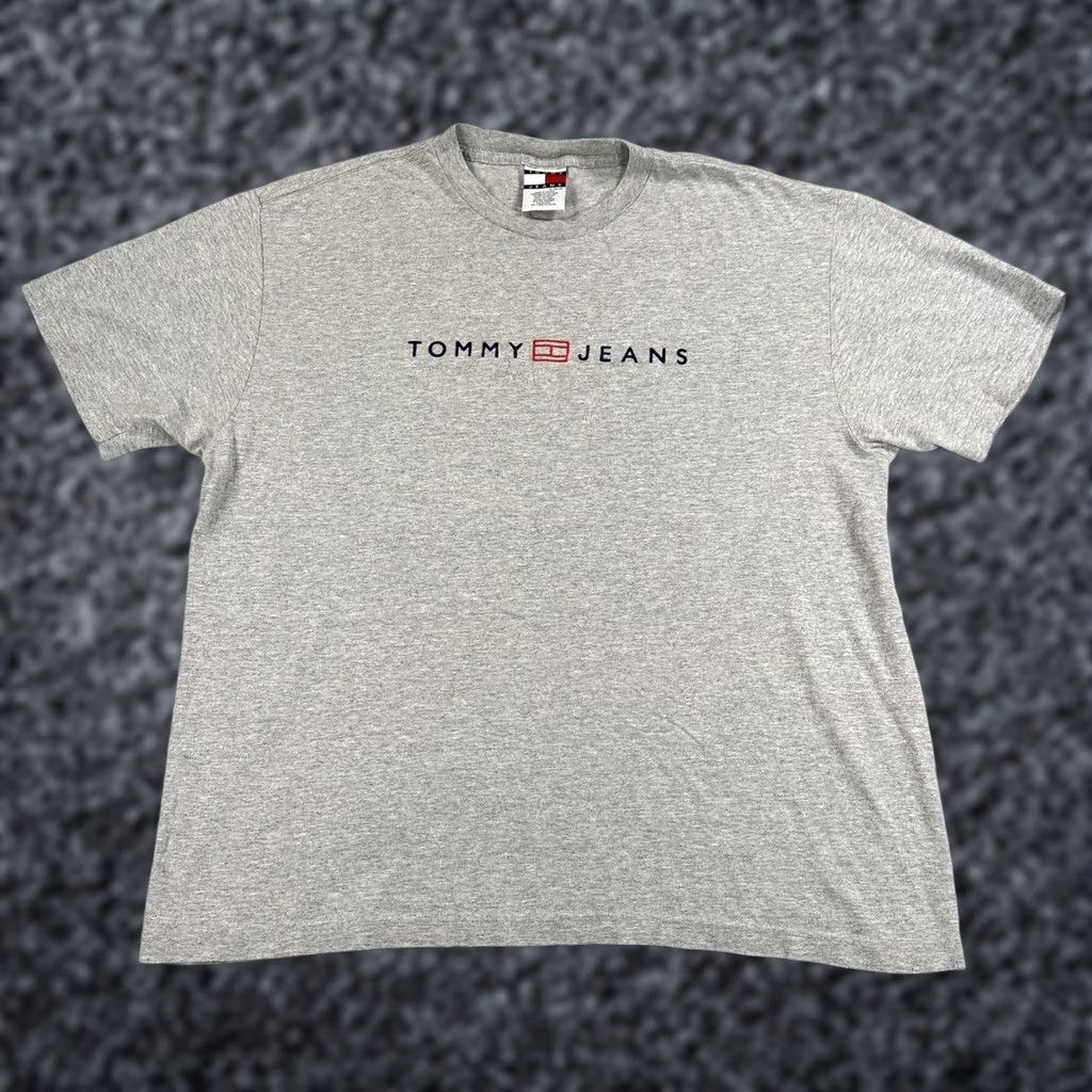 Logo 7 VINTAGE? No. Tommy Jeans Shirt Mens XL Gray Embroidered Logo Graphic Tee Short Sleeve Size US XL / EU 56 / 4 - 1 Thumbnail