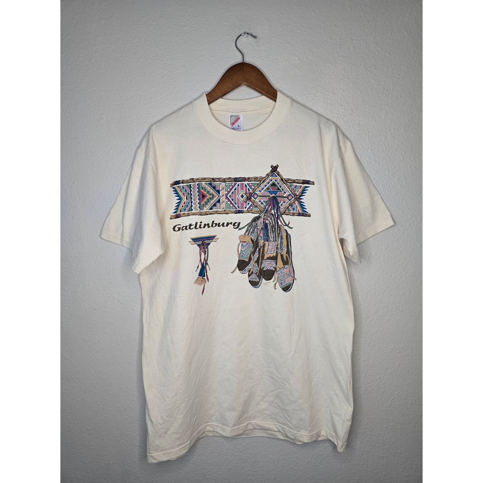 Jerzees × Vintage Vintage Gatlinburg Shirt Tribal Art Outdoor Elk Cream L Tee Size US L / EU 52-54 / 3 - 1 Thumbnail