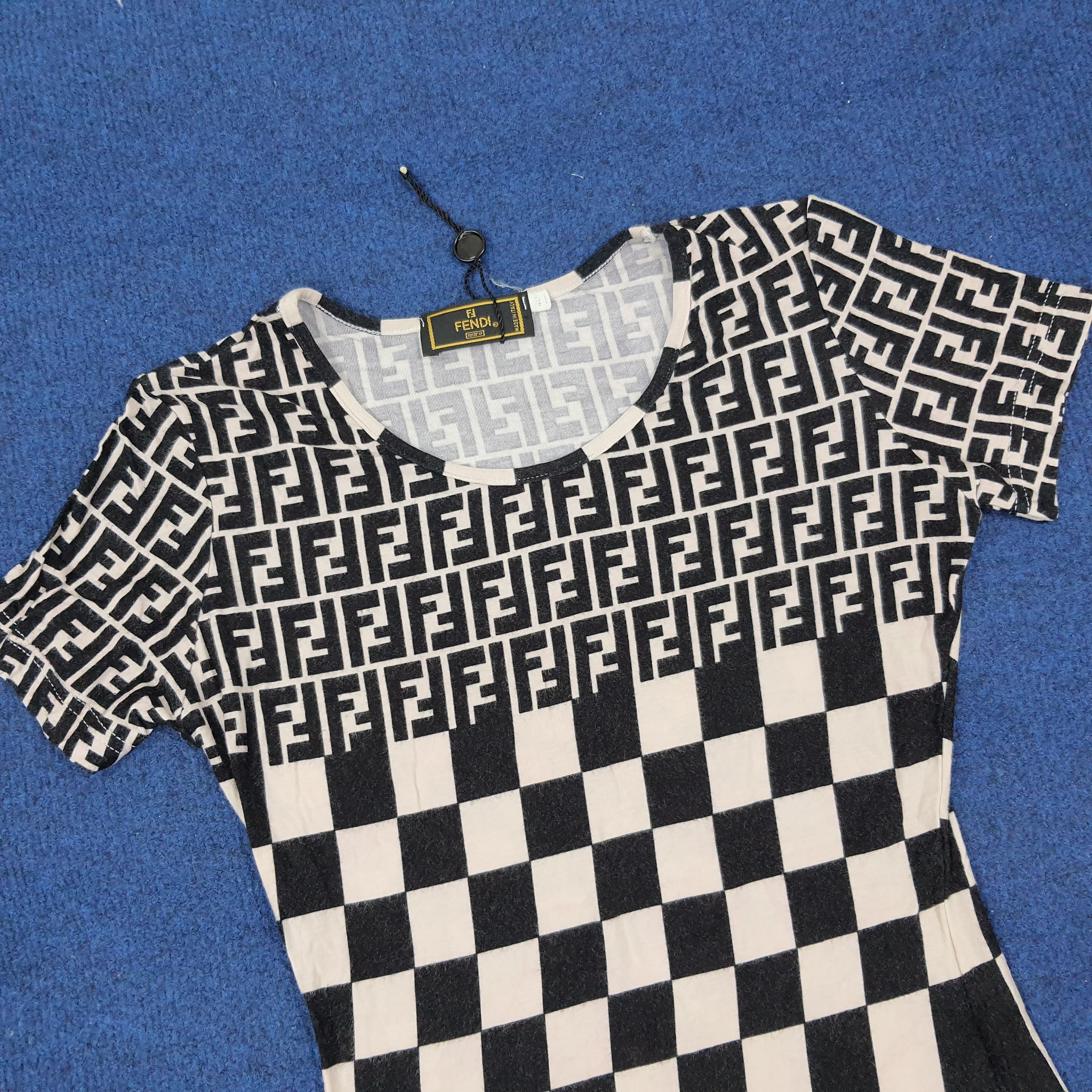 Fendi Vintage Fendi Mare Luxury Brand Tshirt C239N47 Size XXS / US 00 / IT 34 - 2 Thumbnail