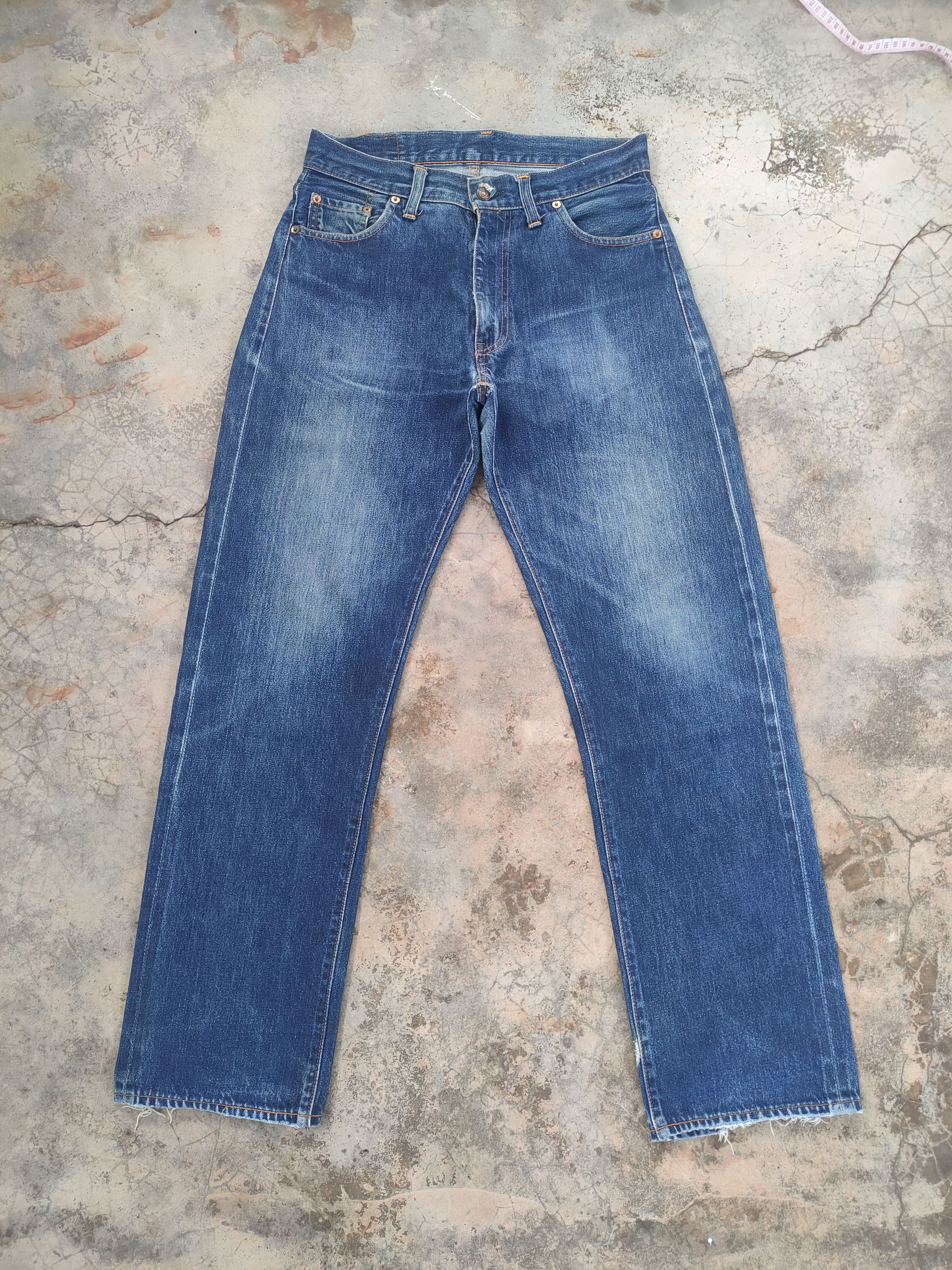 Levi's Vintage Clothing W30 VINTAGE 98' LEVI'S BIG E FADED REDLINE RIPPED JEANS PANT Size US 30 / EU 46 - 2 Thumbnail
