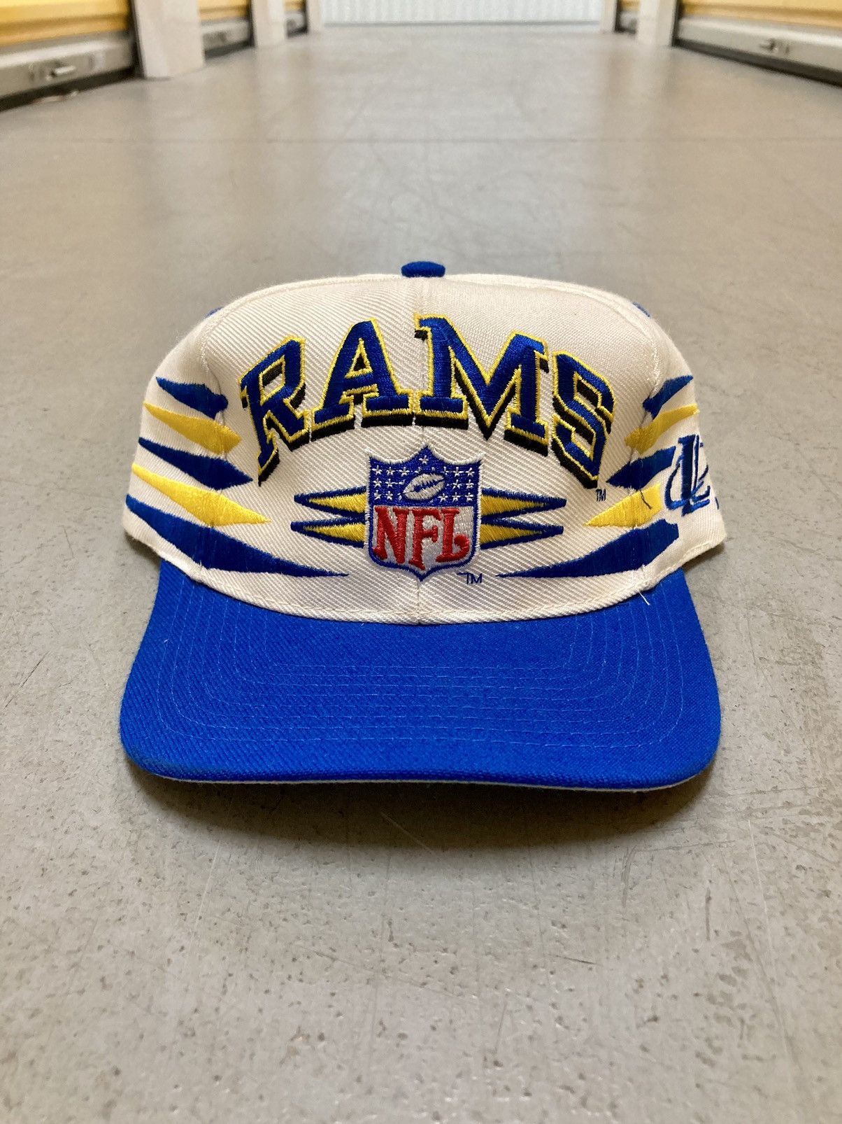 NFL × Streetwear × Vintage Crazy Vintage 90s LA Rams Rare Diamond Hat ...