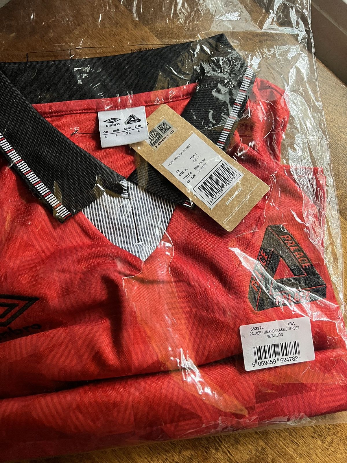 Palace × Umbro Palace Umbro Classic Jersey Red Vermillion Size US L / EU 52-54 / 3 - 3 Thumbnail
