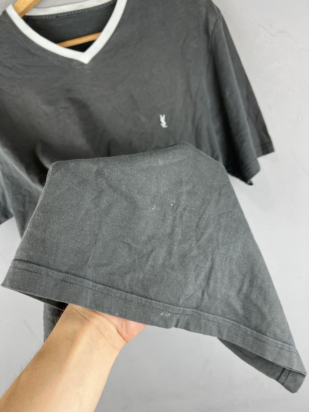Vintage × Yves Saint Laurent Vintage Ysl Yves Saint Laurent Striped V Neck T Shirt Size US M / EU 48-50 / 2 - 6 Thumbnail