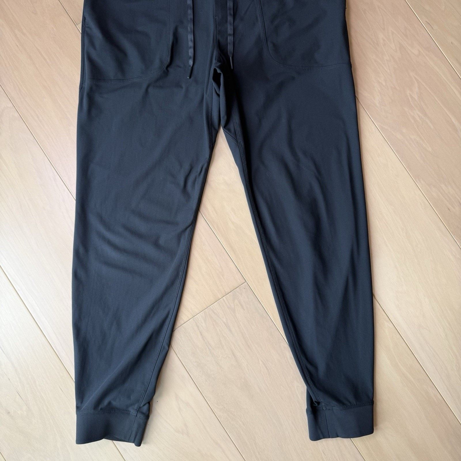 Lululemon Lululemon ABC Jogger Pants M Dark Gray Sweatpants Loungewear Size US 30 / EU 46 - 4 Thumbnail