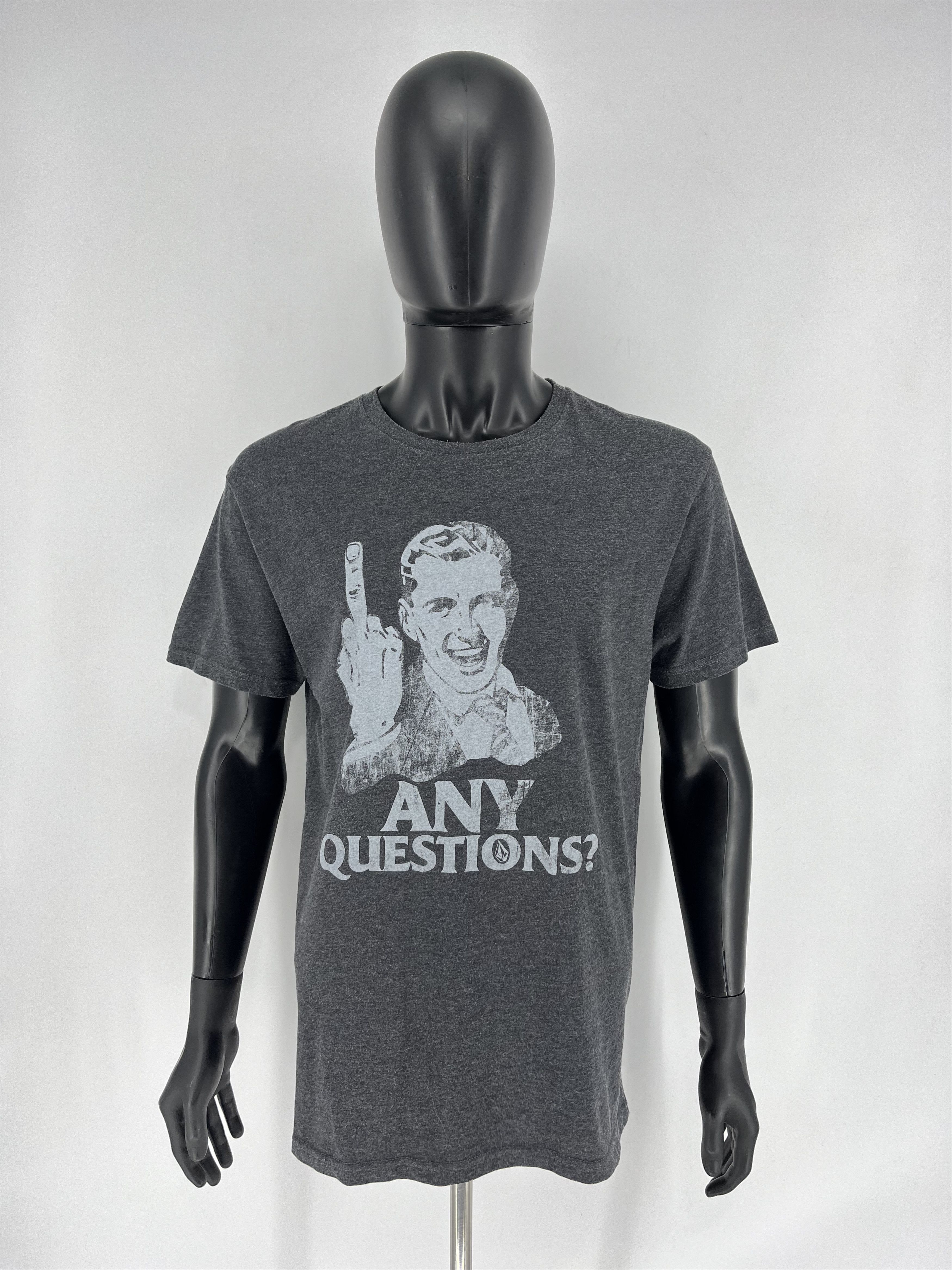 Vintage Vintage Tshirt VOLCOM ANY QUESTIONS Size US L / EU 52-54 / 3 - 2 Thumbnail