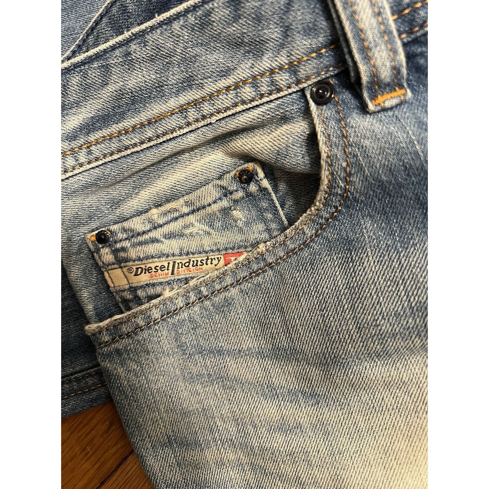 Diesel Diesel Slim Jeans Y2K 1993 D-Vyl 09m55 Men Size 34 A003129 Size 34" / US 12 / IT 48 - 11 Thumbnail
