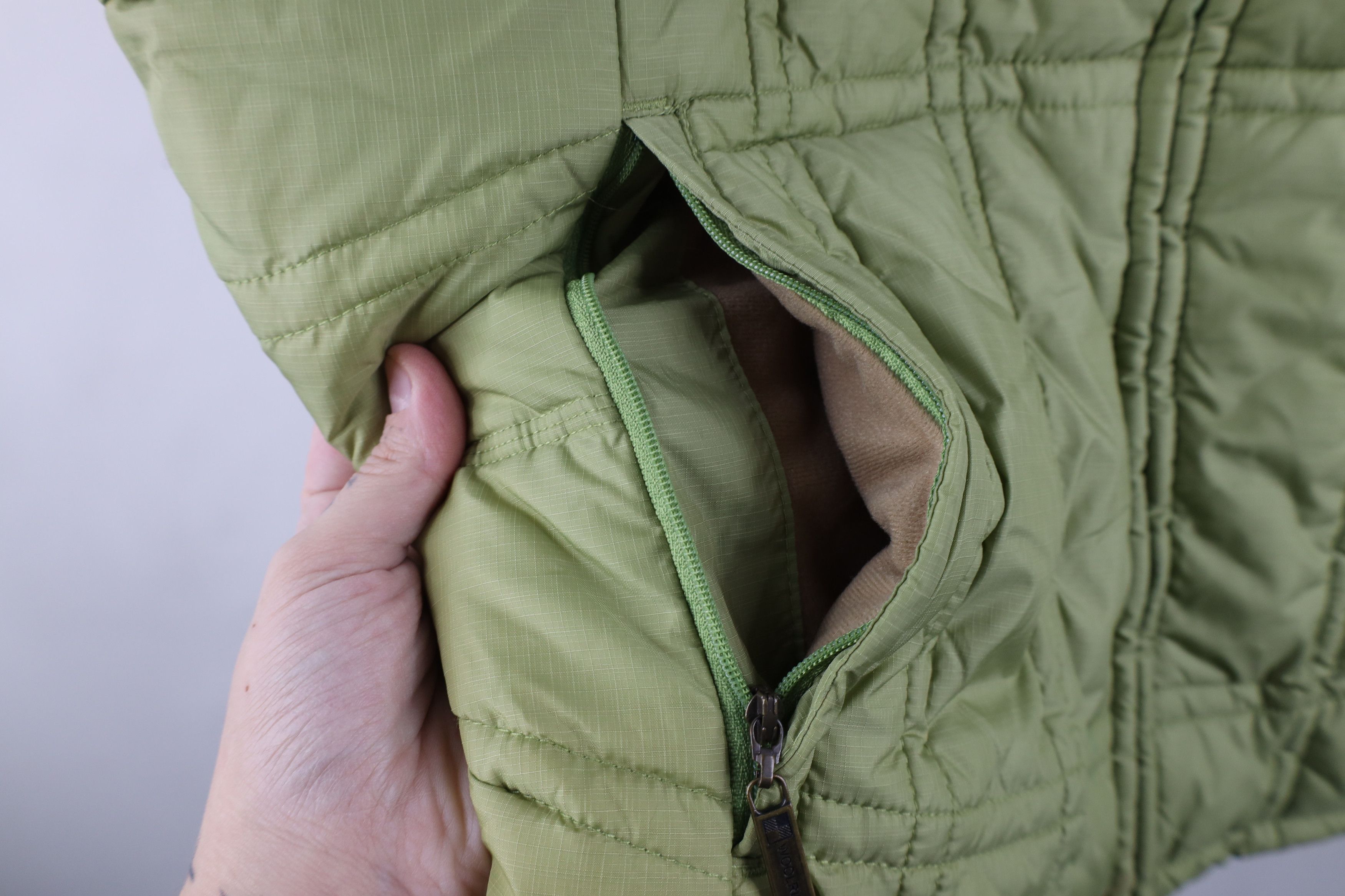 Vintage Vintage Woolrich Full Zip Insulated Puffer Vest Jacket Green Size XXL / US 16-18 / IT 52-54 - 7 Thumbnail
