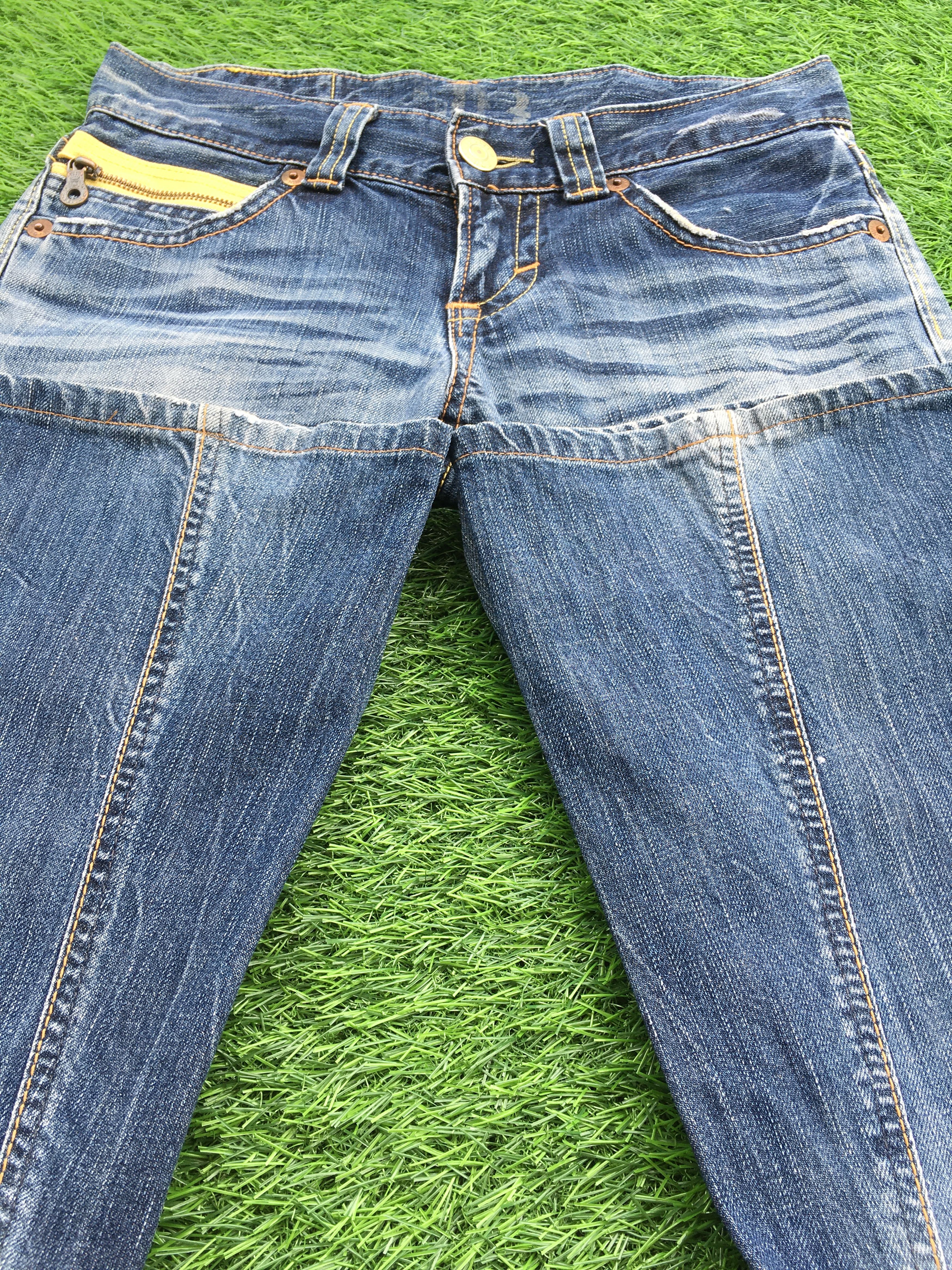 Japanese Brand Japan Grunge Low-Rise Bootcut Denim Jeans D-1229 Size 27" / US 4 / IT 40 - 5 Thumbnail