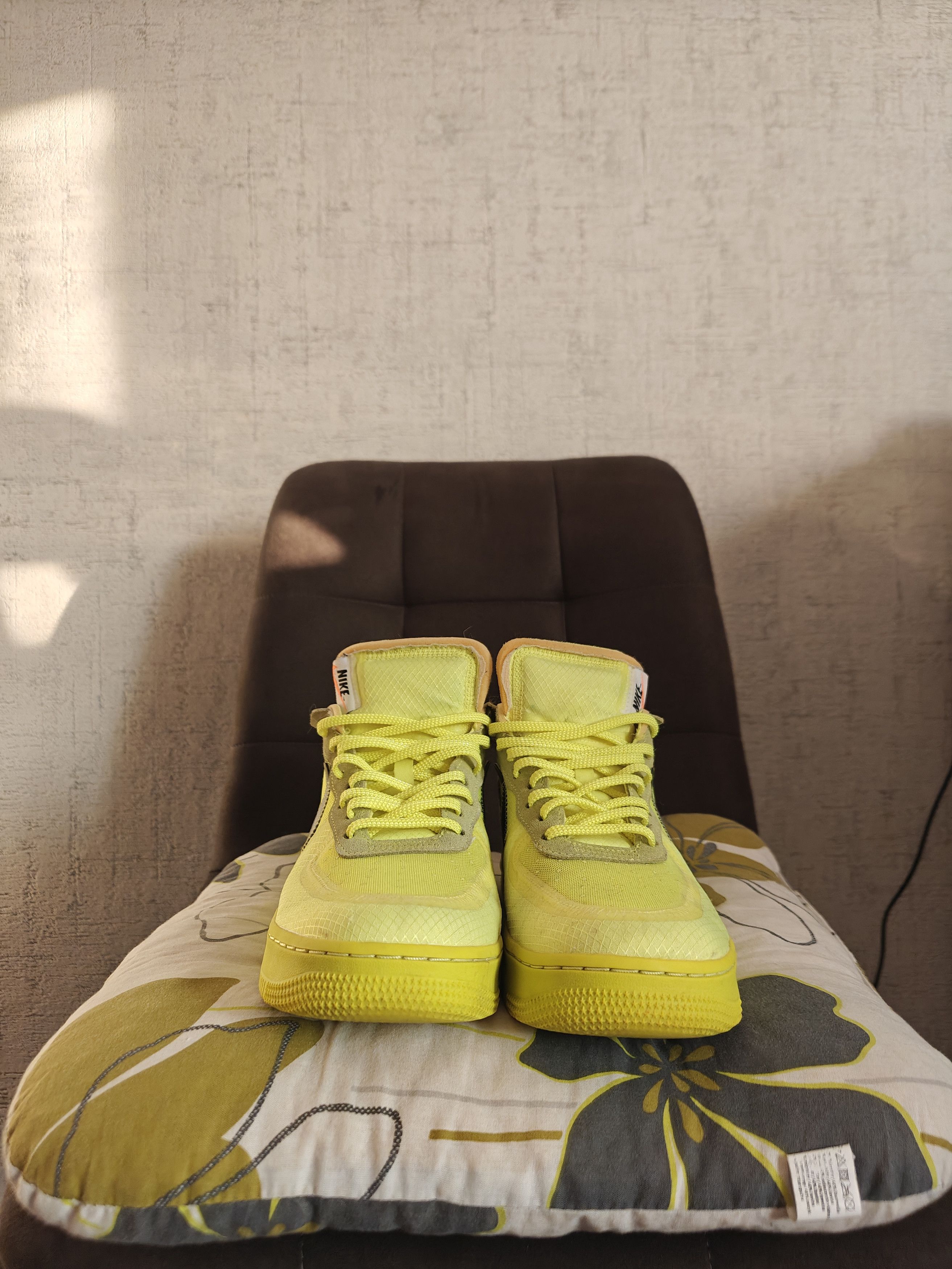 Nike × Off-White Nike x Off White Air Force 1 Volt Size US 11.5 / EU 44-45 - 2 Thumbnail