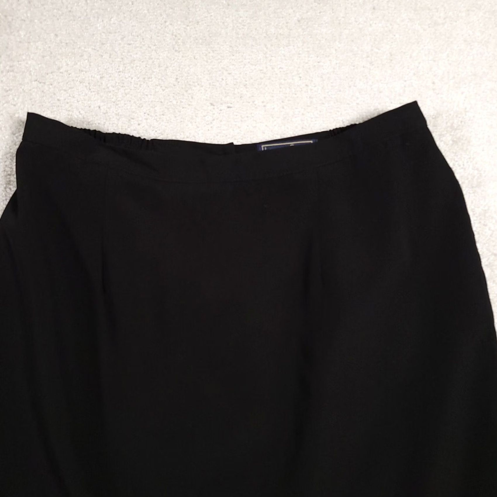 Vintage VINTAGE Laura Scott Pencil Skirt Women's 16W Plus Black Slit Zip Lined USA Made Skirt Women 16W Plus Black Slit Zip Lined USA Made Size 38" / US 16 / IT 52 - 3 Thumbnail