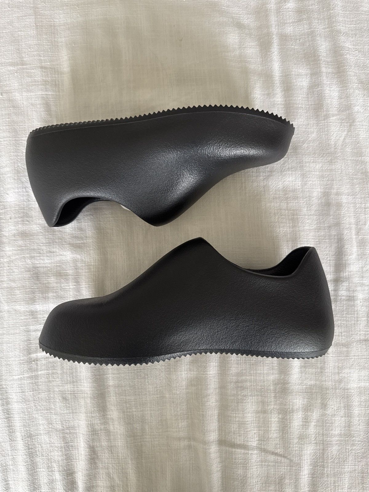 Other Yeezy SL-02 Size US 10 / EU 43 - 2 Thumbnail