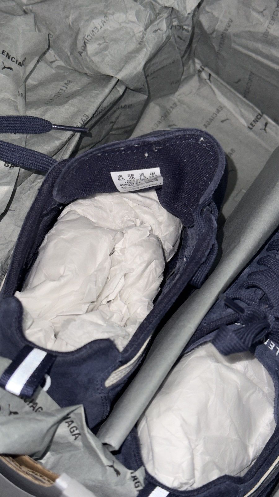 Balenciaga × Puma BALENCIAGA x SPEEDCAT SUEDE Size US 7 / EU 40 - 10 Thumbnail