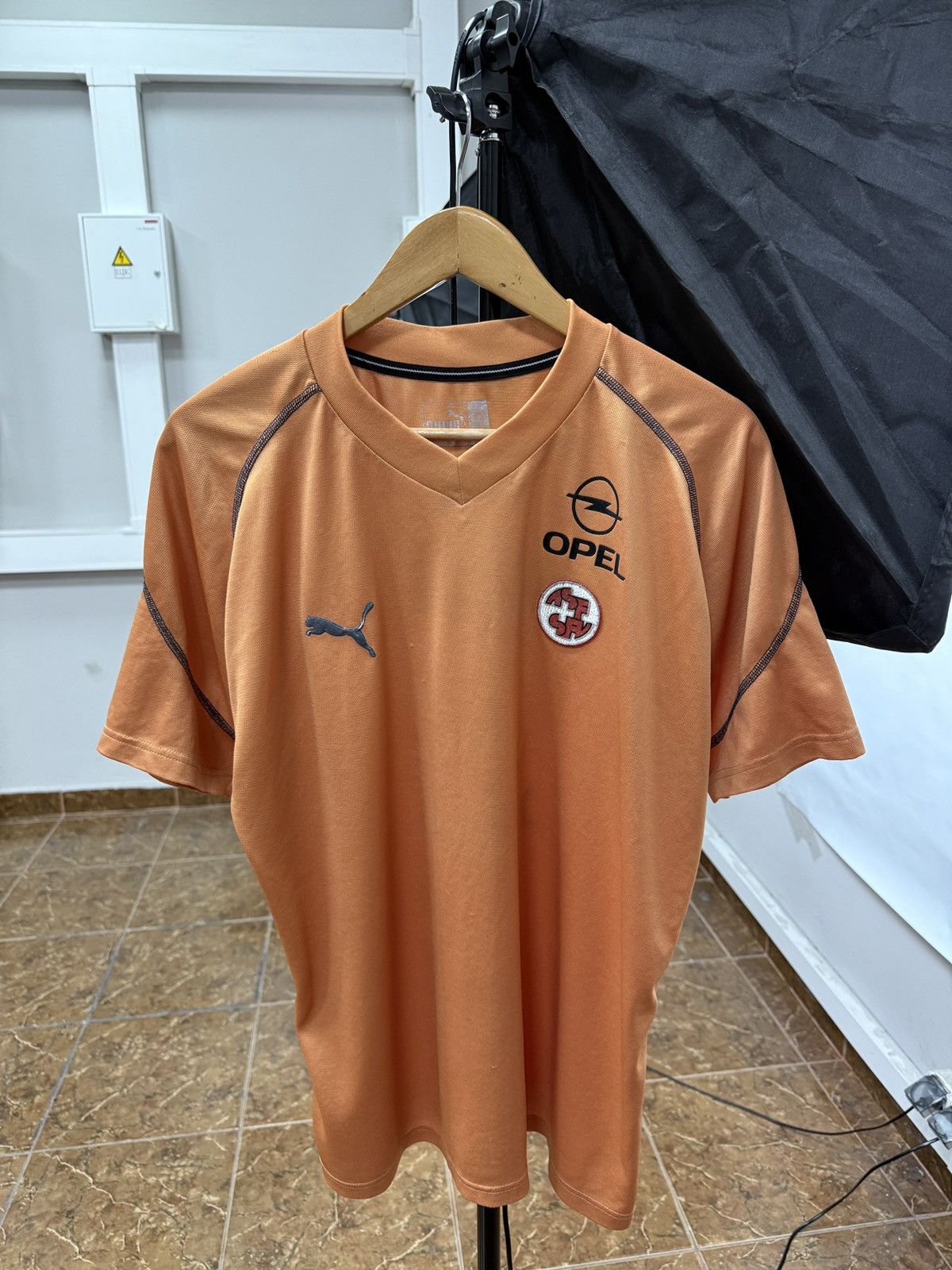 Puma 🇨🇭Vintage 90s Puma Switzerland Opel Suisse Soccer Jersey Y2K Size US M / EU 48-50 / 2 - 1 Thumbnail