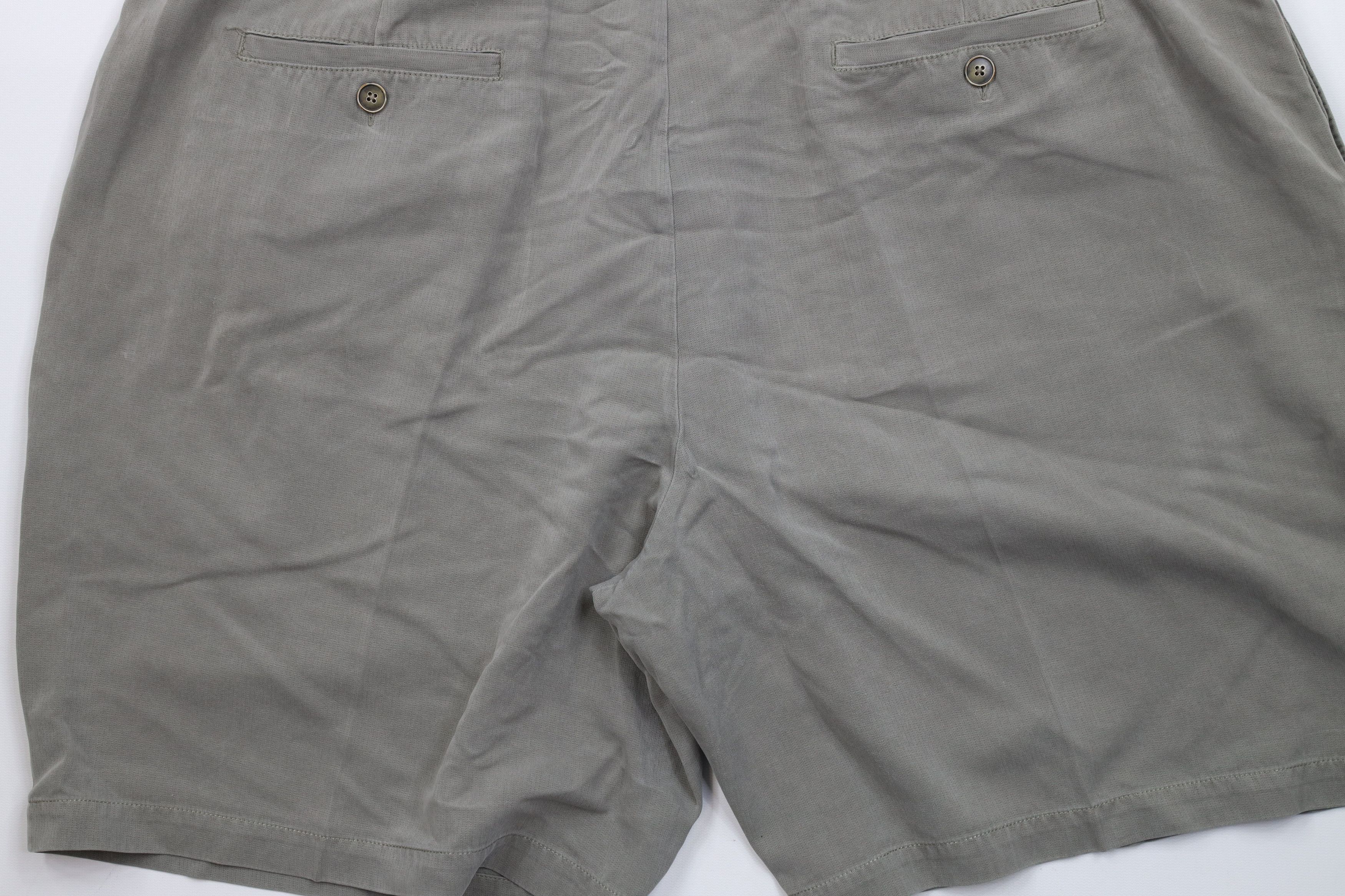 Tommy Bahama × Vintage Vintage Tommy Bahama Above Knee Silk Chino Shorts Green Size US 42 / EU 58 - 10 Thumbnail